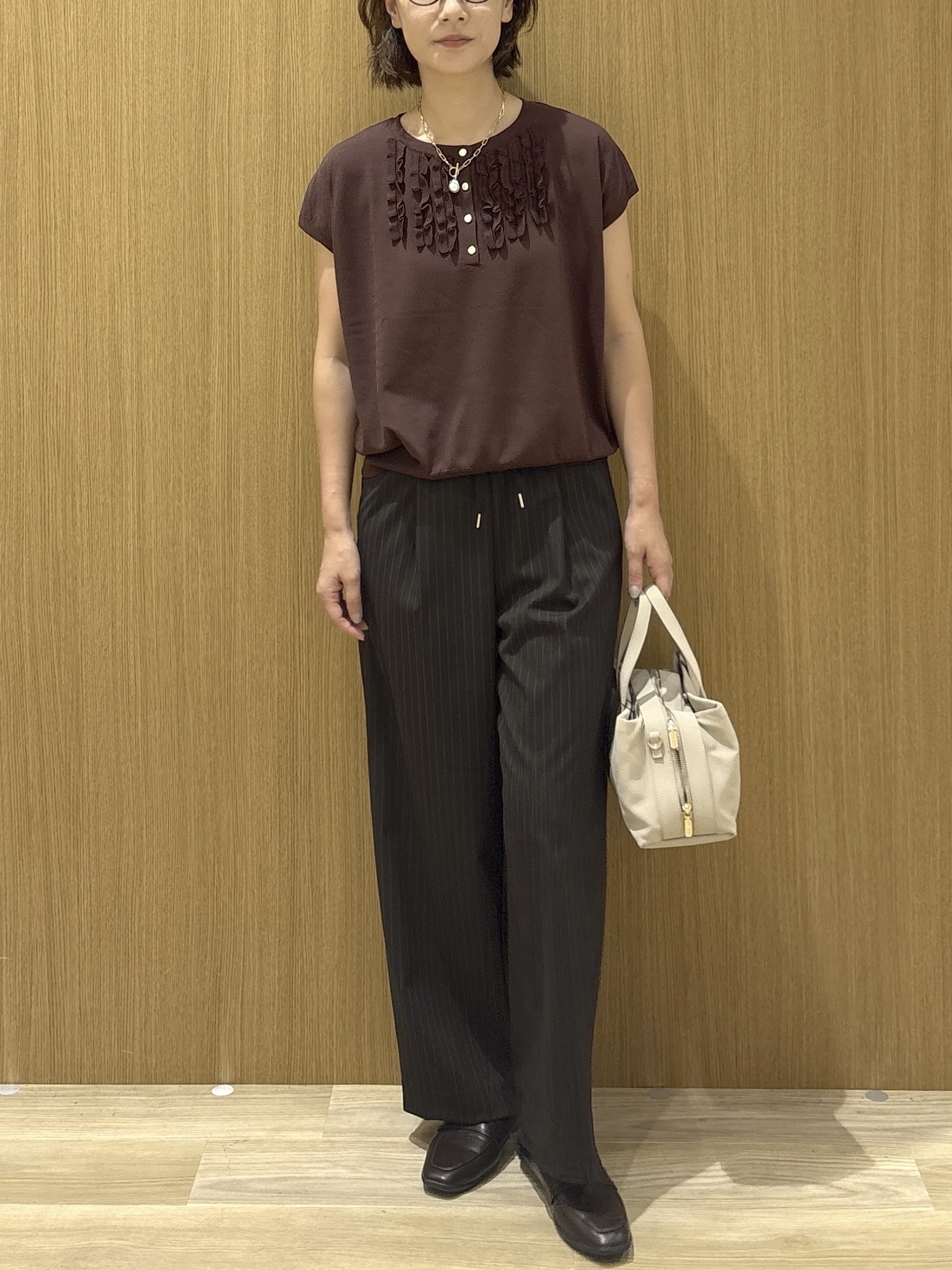 たけねぇさんの「OPAQUE.CLIP｜【接触冷感／UV】フリルフレンチスリーブニット《洗濯機OK》」を使ったコーディネート