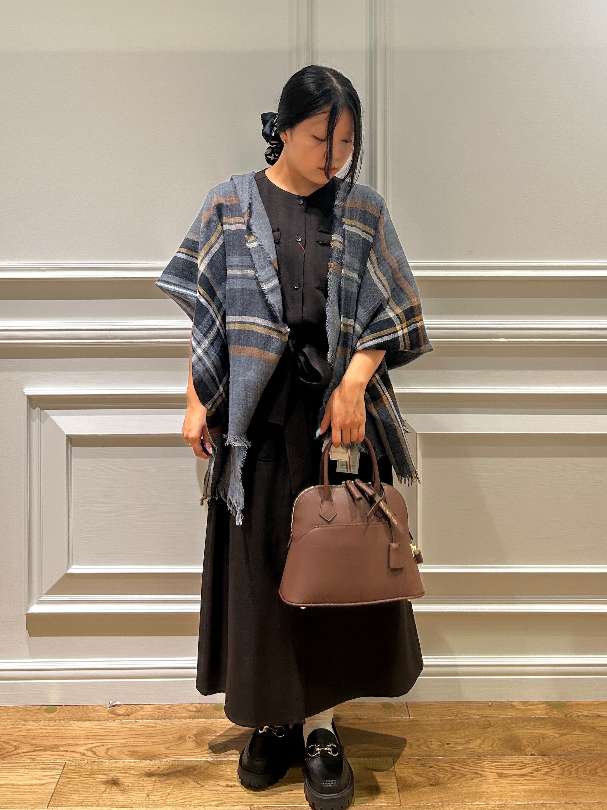 とりみさんの「DRESSTERIOR｜【ウォッシャブル】ツイードライクワンピース」を使ったコーディネート