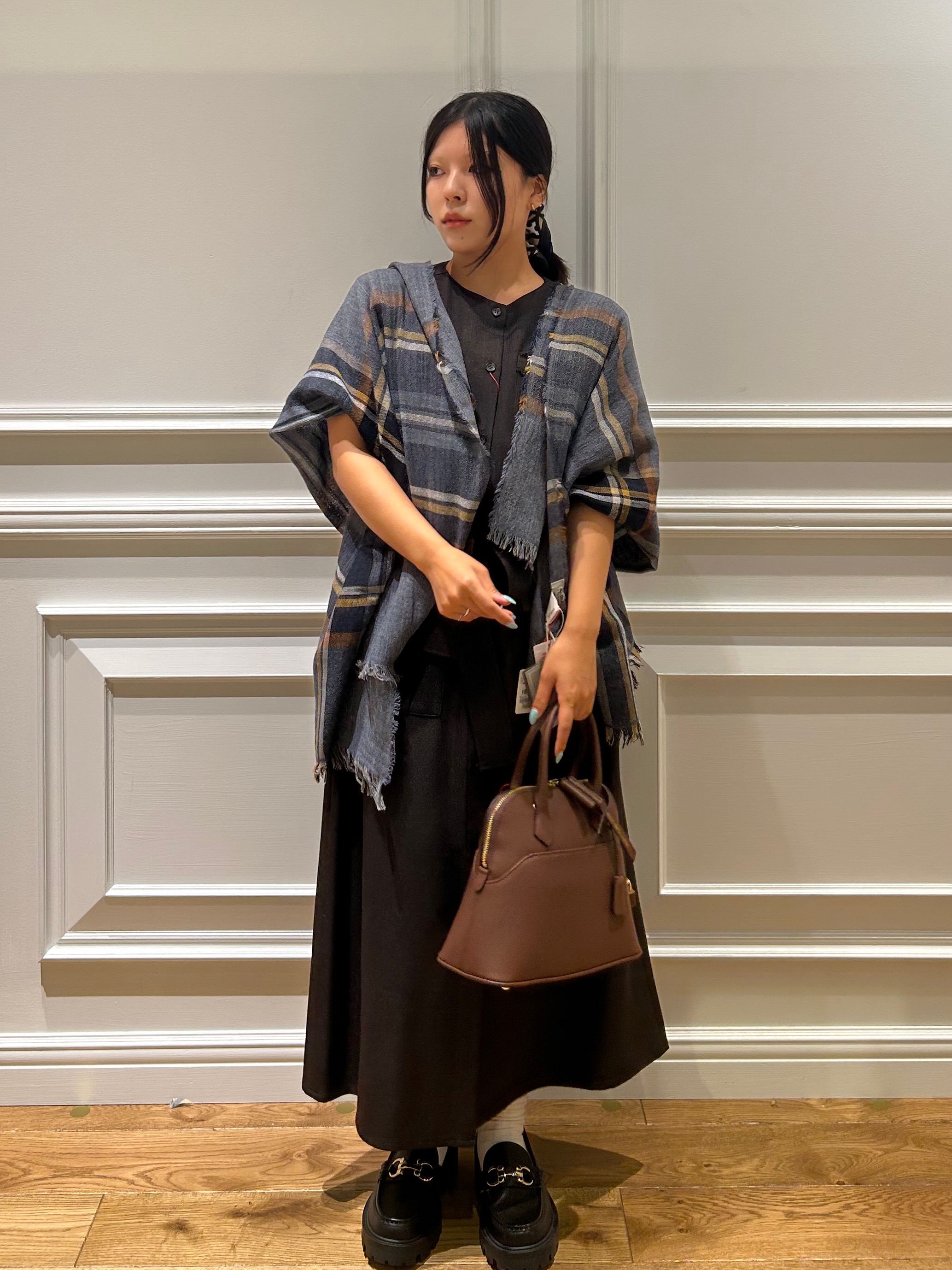 とりみさんの「DRESSTERIOR｜【ウォッシャブル】ツイードライクワンピース」を使ったコーディネート