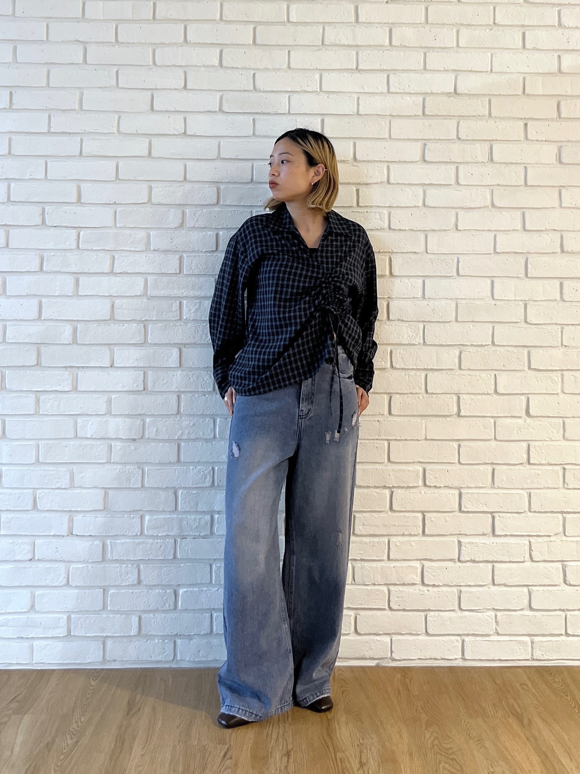 Harukaさんの「INDIVI｜バイアスシャーリングチェックシャツ【LIVE紹介／上枝みどりさん着用】」を使ったコーディネート