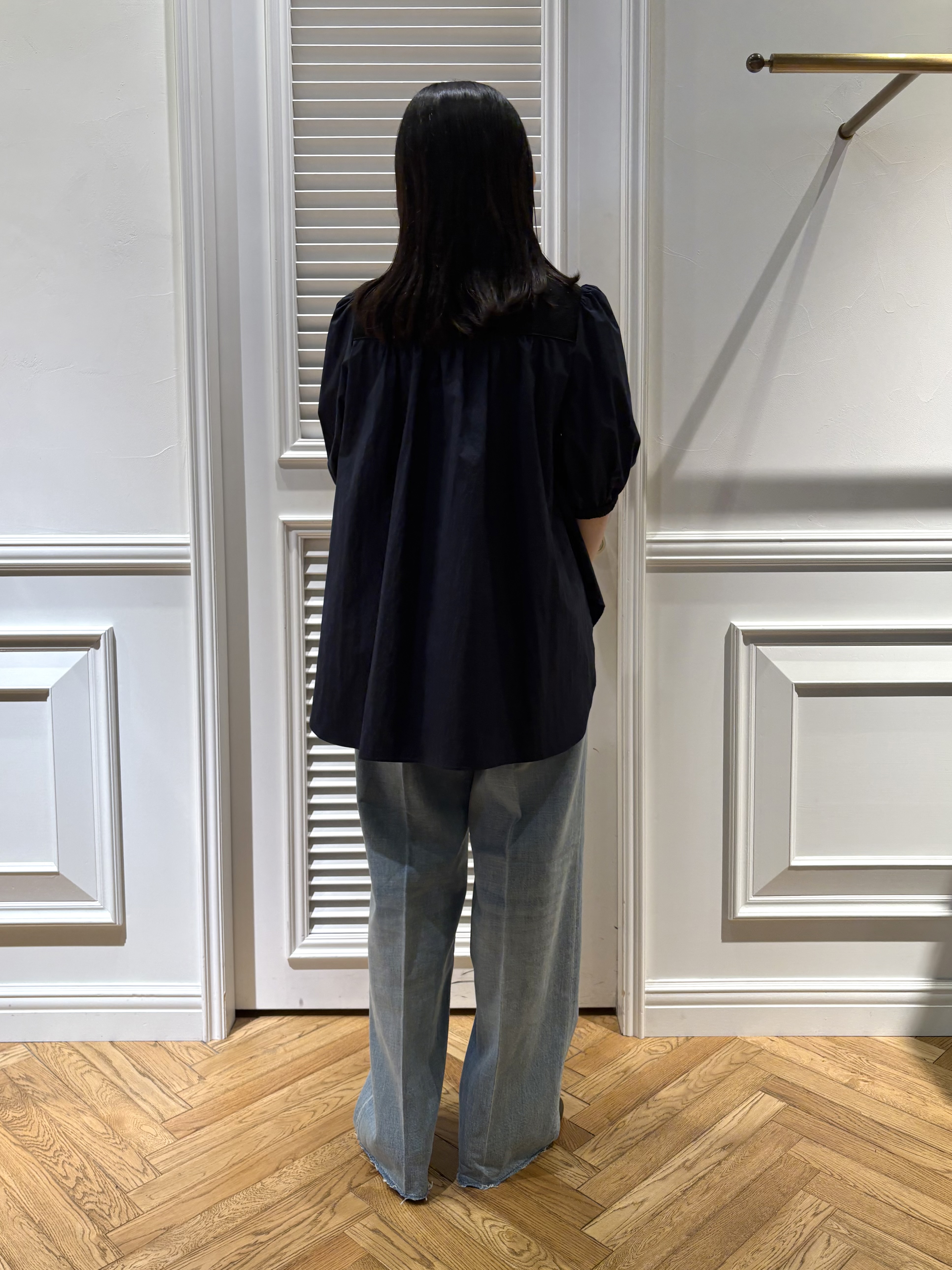 cocoさんの「DRESSTERIOR｜センタープレス ワイドストレートデニム」を使ったコーディネート