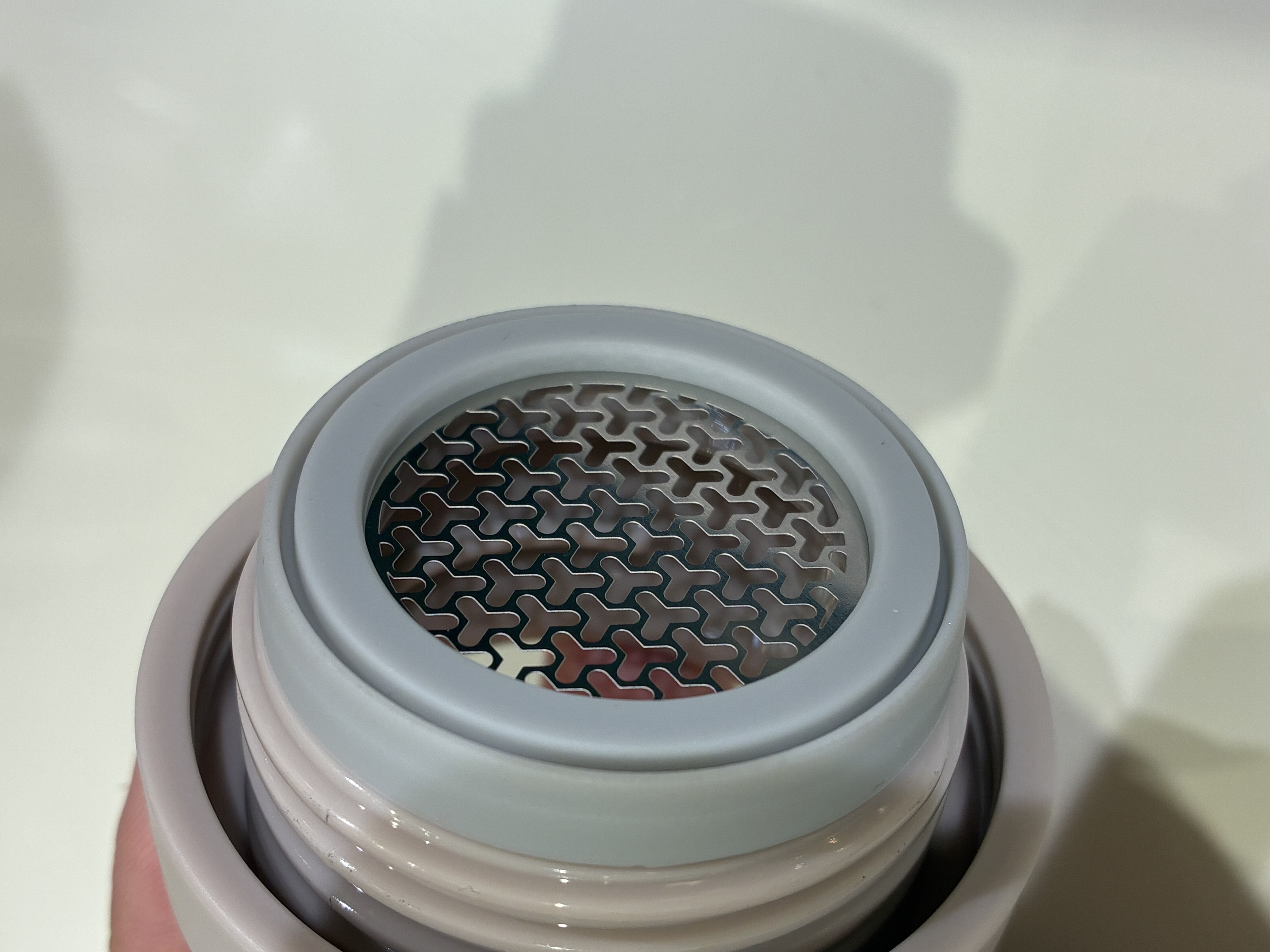 Shimanekoさんの「212 KITCHEN STORE｜holms ホルムス ワンタッチボトル 450 GY」を使ったコーディネート