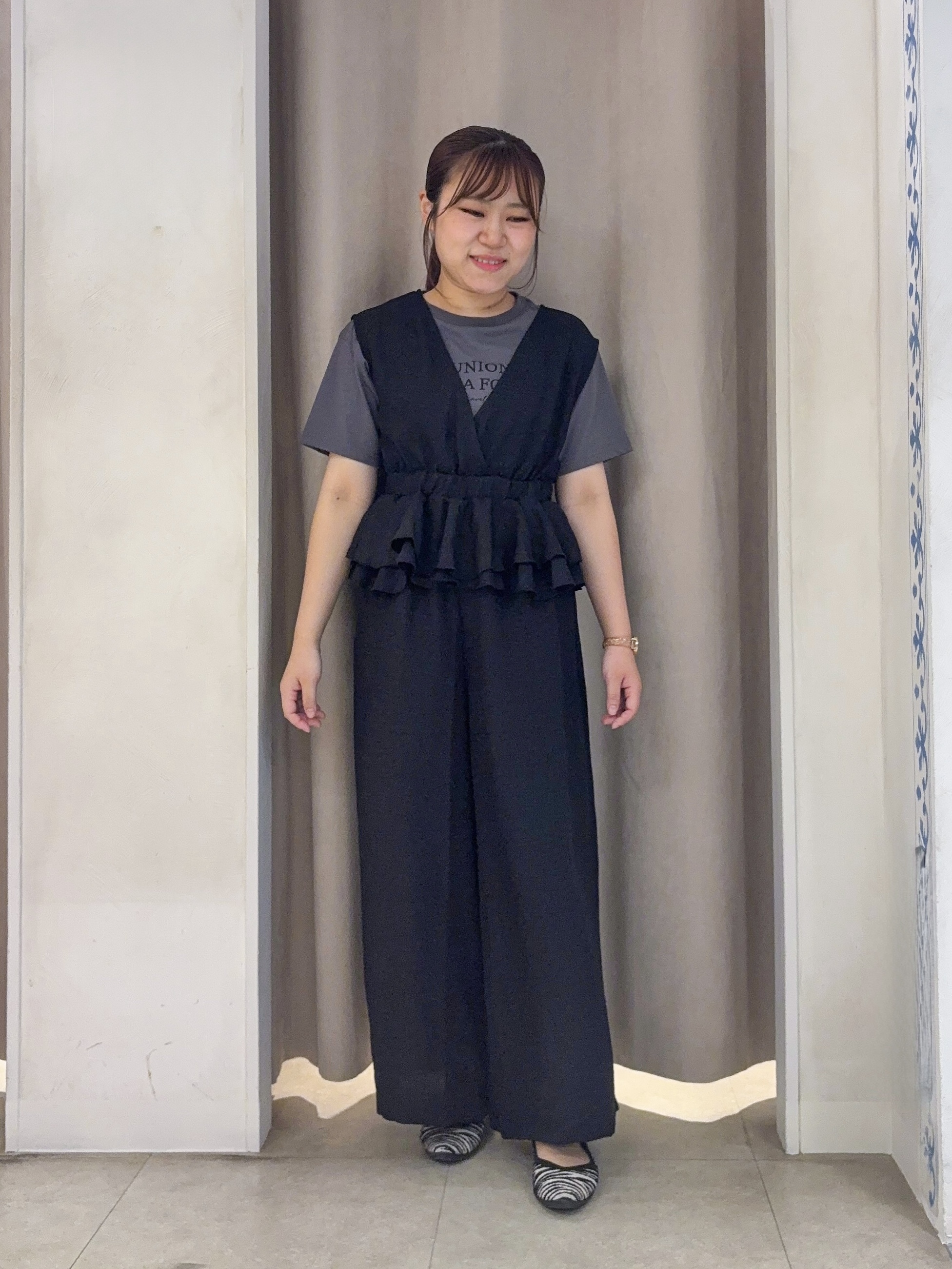 SO(R)Aさんの「SHOO･LA･RUE｜【ひんやり/UV/S-LL/洗濯機可】毛玉になりにくい 配色5分袖カーディガン」を使ったコーディネート