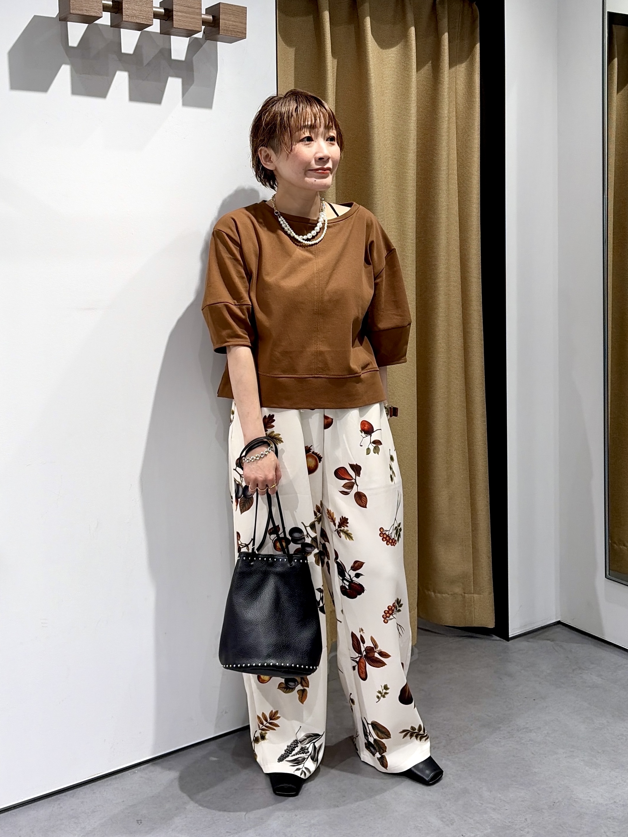 mari_831さんの「INDIVI｜ハーフスリーブフォルムカットソー【接触冷感／新色追加】」を使ったコーディネート