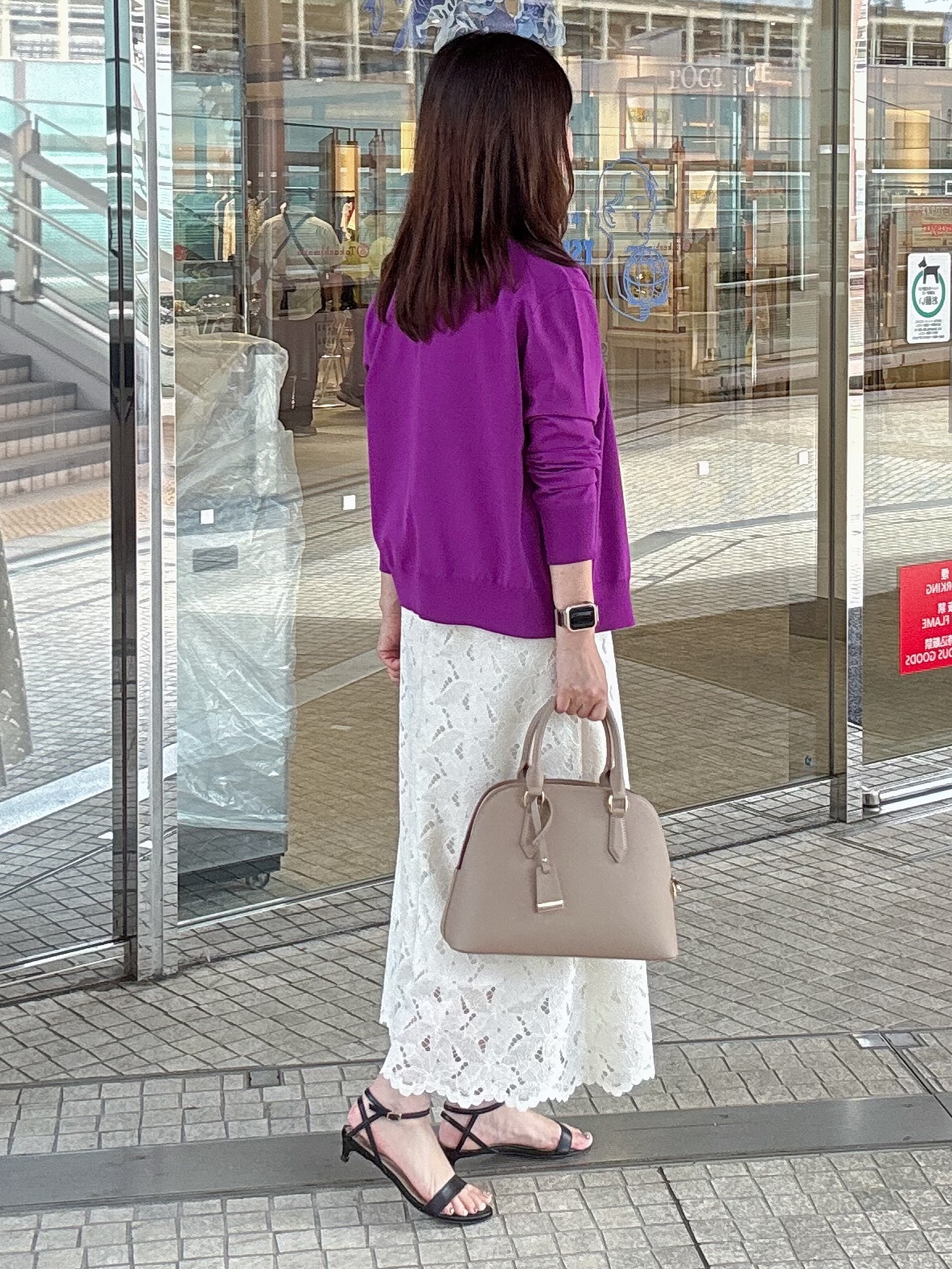 makiさんの「UNTITLED｜【アンサンブル可能/秋羽織り】コンパクトニットカーディガン」を使ったコーディネート