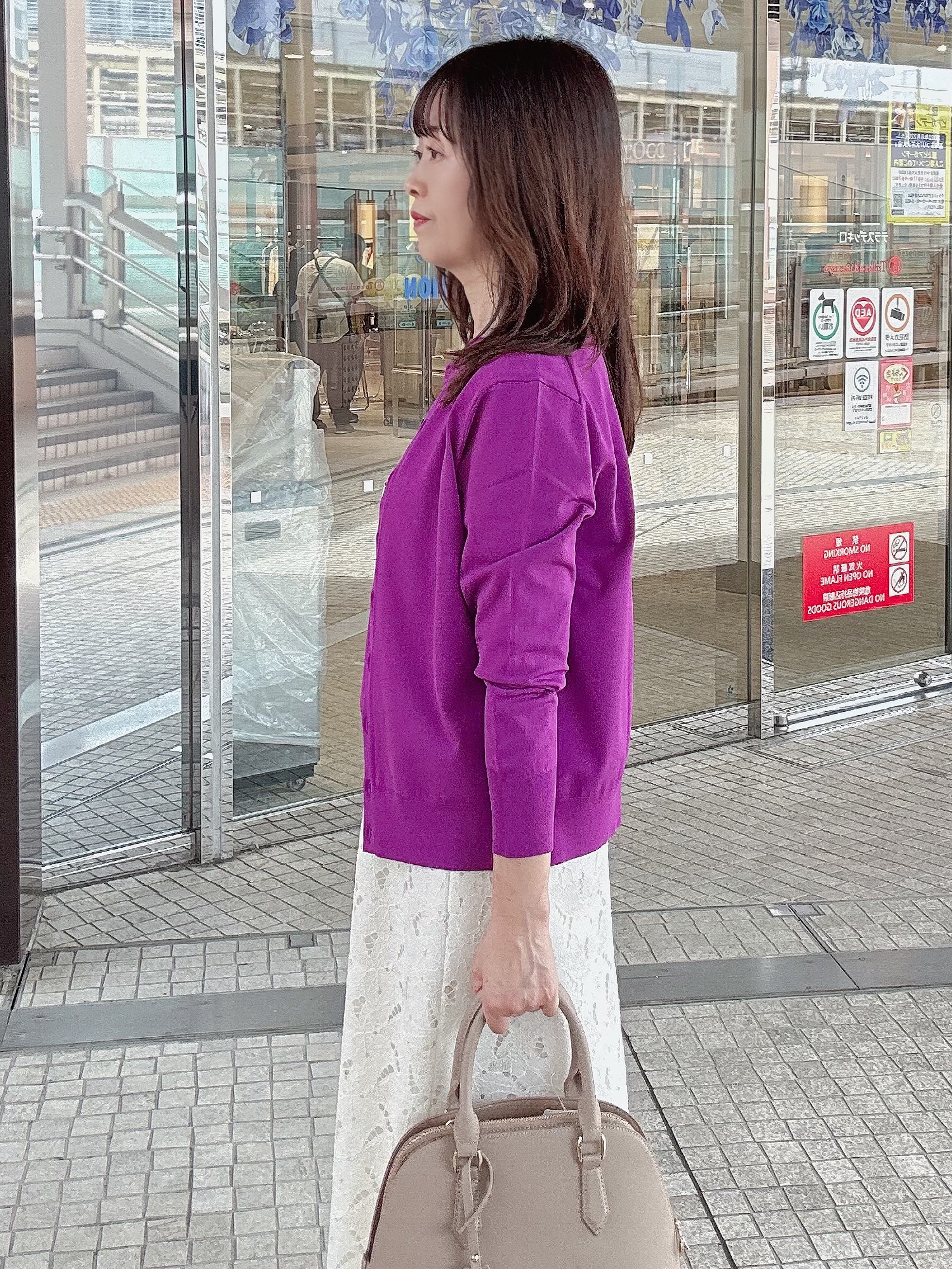 makiさんの「UNTITLED｜【アンサンブル可能/秋羽織り】コンパクトニットカーディガン」を使ったコーディネート