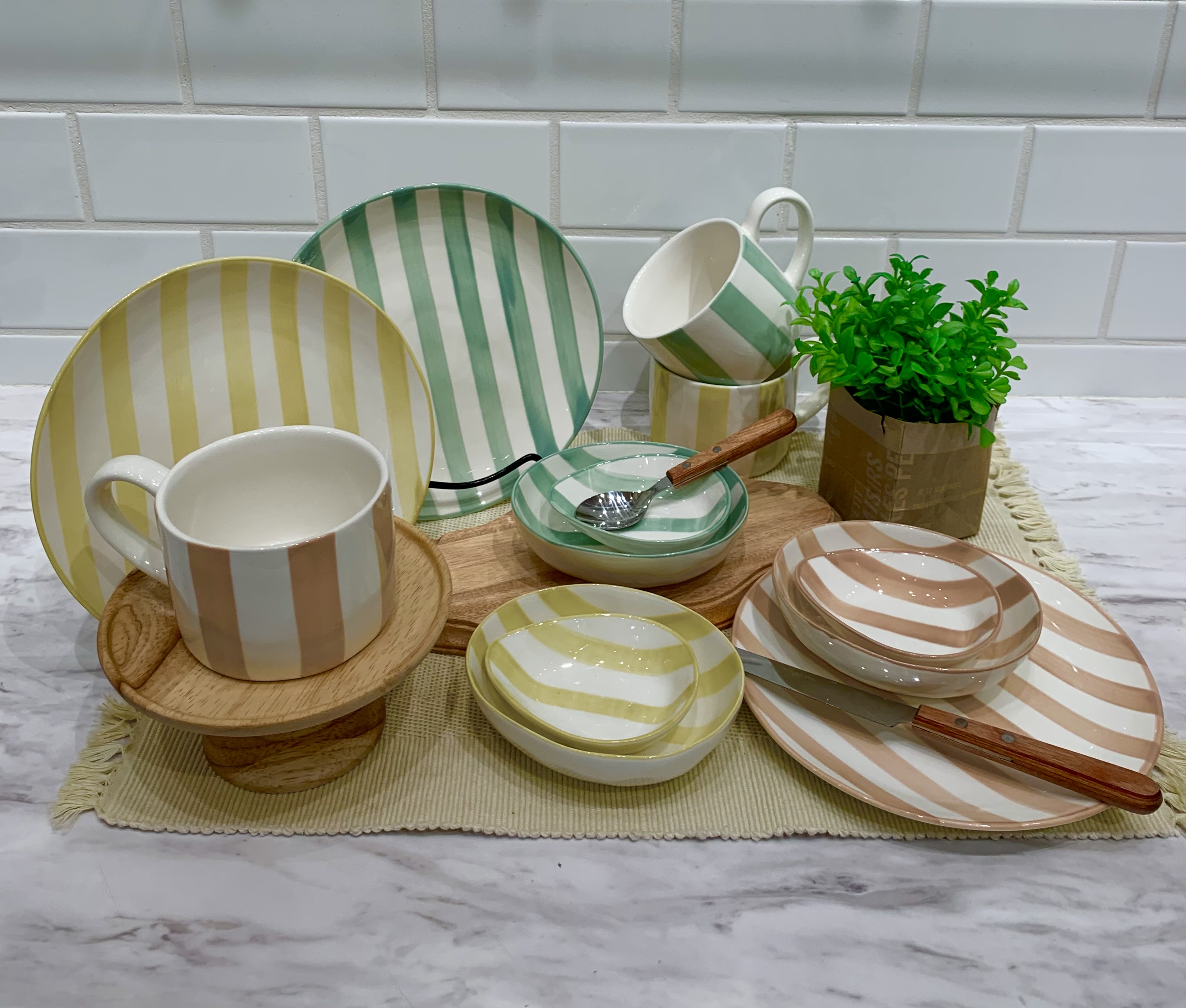 osaosaさんの「212 KITCHEN STORE｜ストライプ プレート PK」を使ったコーディネート