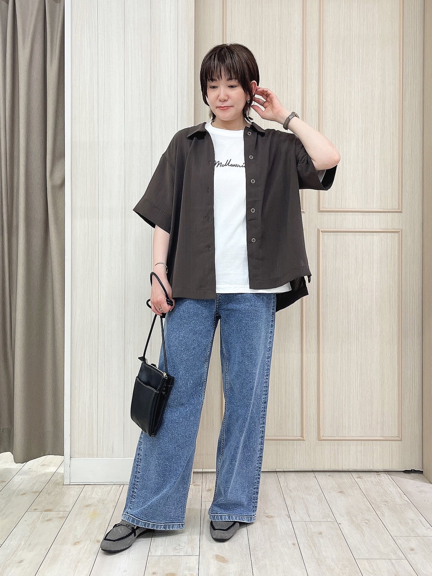 kaneさんの「SHOO･LA･RUE｜【通気性〇/UV/S-LL】洗濯後しわになりにくい とろみストライプシャツ」を使ったコーディネート