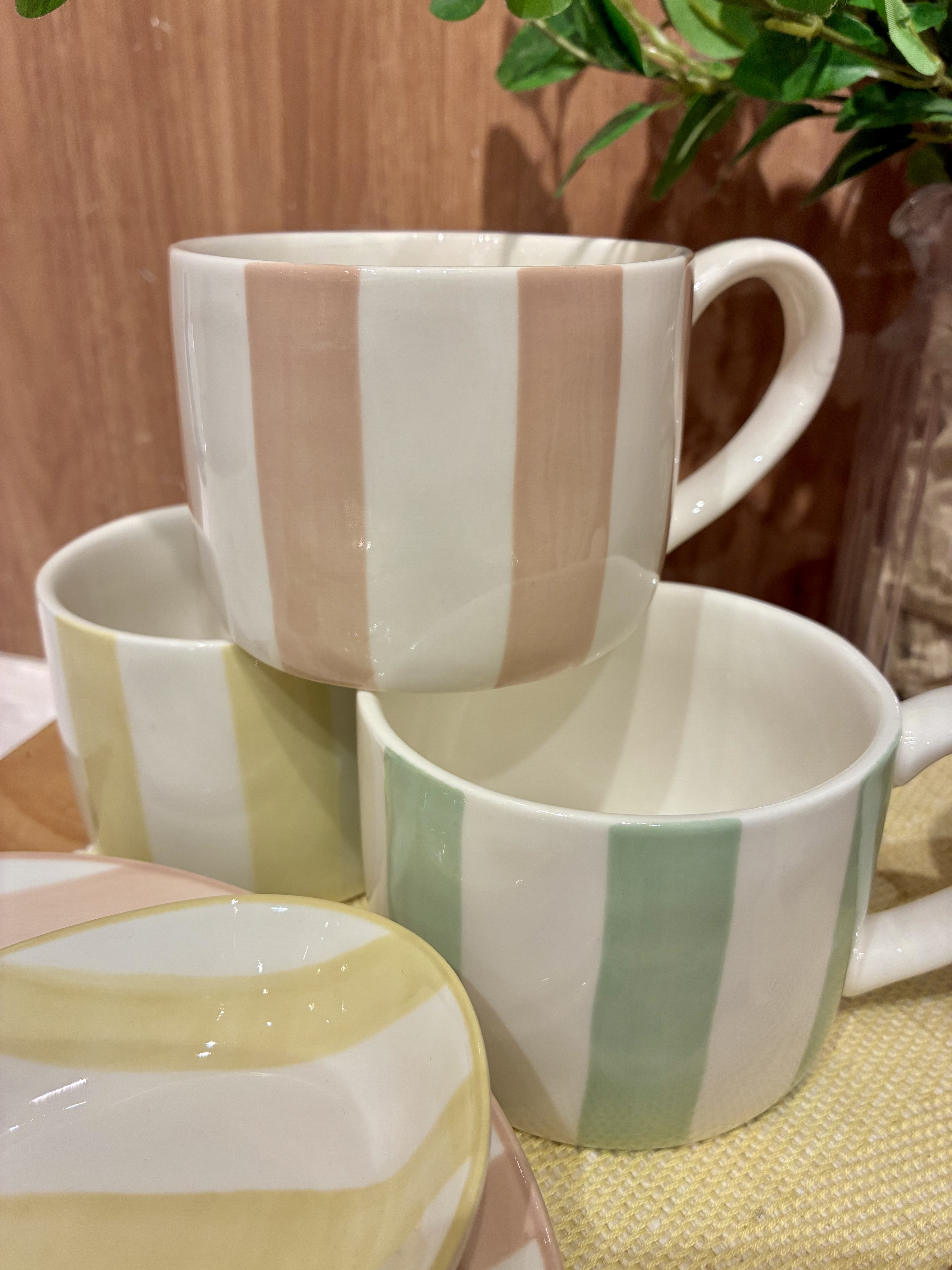 n.さんの「212 KITCHEN STORE｜ストライプ オーバルプレート GR」を使ったコーディネート