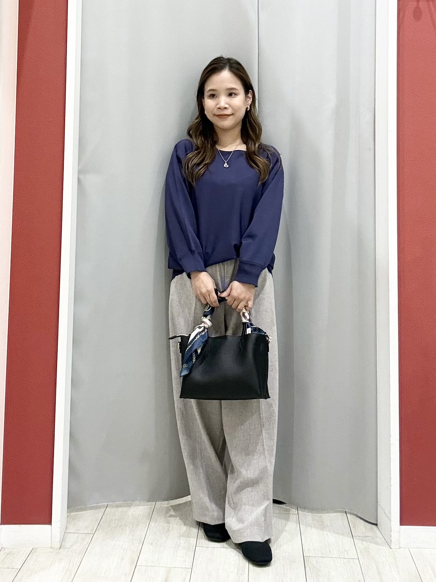 shioさんの「SHOO･LA･RUE｜【洗濯機可】軽やかでさらっとしたタッチ すっきり見えドルマンニット」を使ったコーディネート