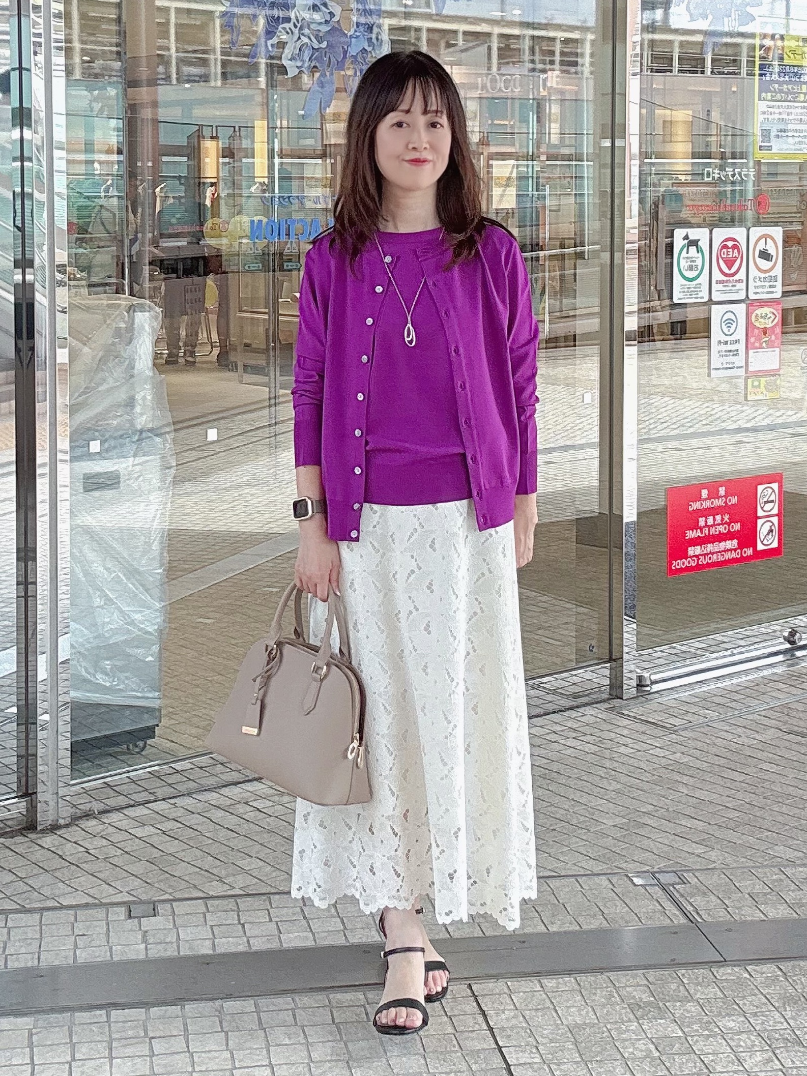 makiさんの「UNTITLED｜【アンサンブル可能/秋羽織り】コンパクトニットカーディガン」を使ったコーディネート