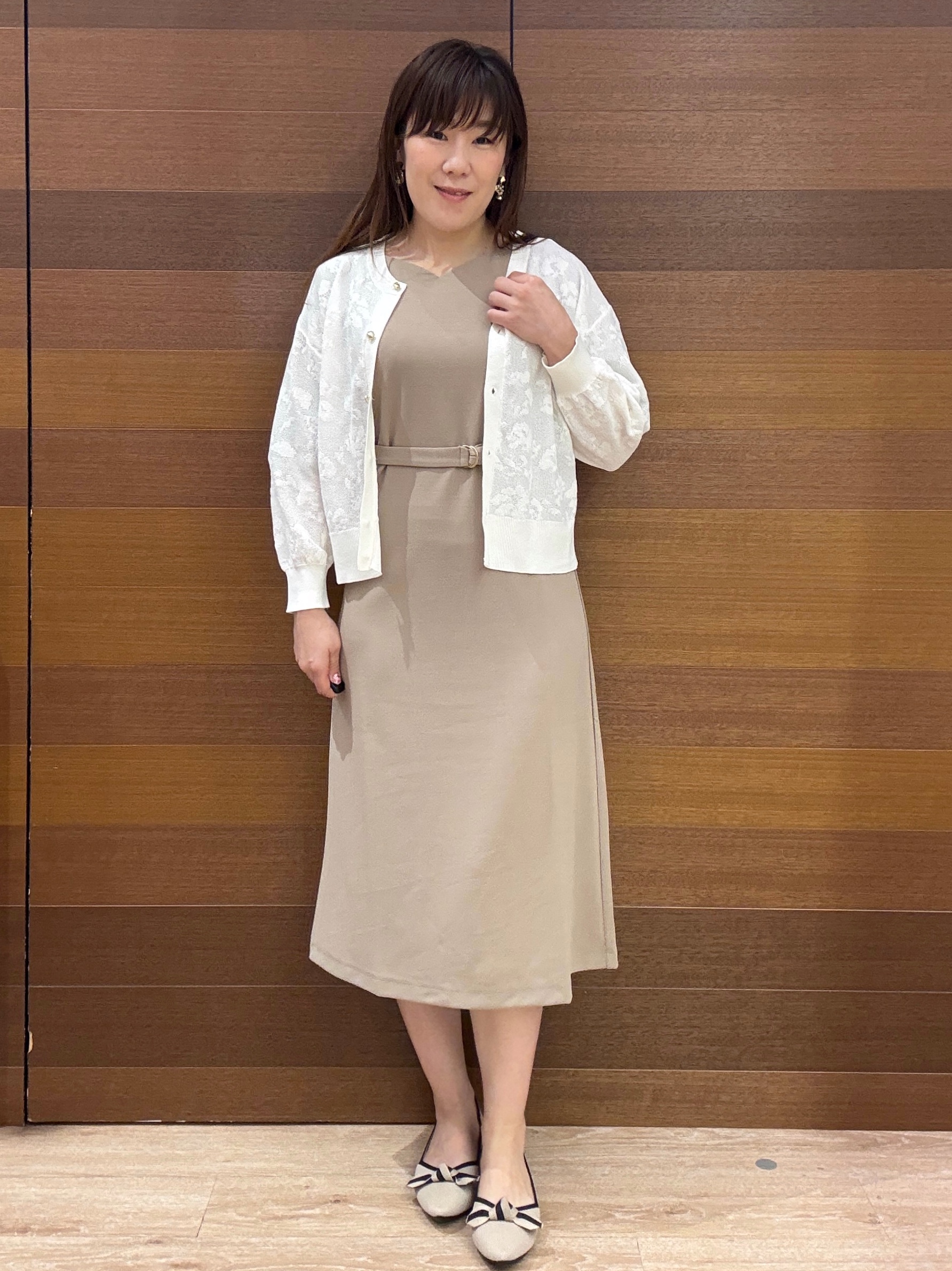maichiさんの「OPAQUE.CLIP｜【８色展開】柄アソートシアーカーディガン《洗濯機OK》」を使ったコーディネート
