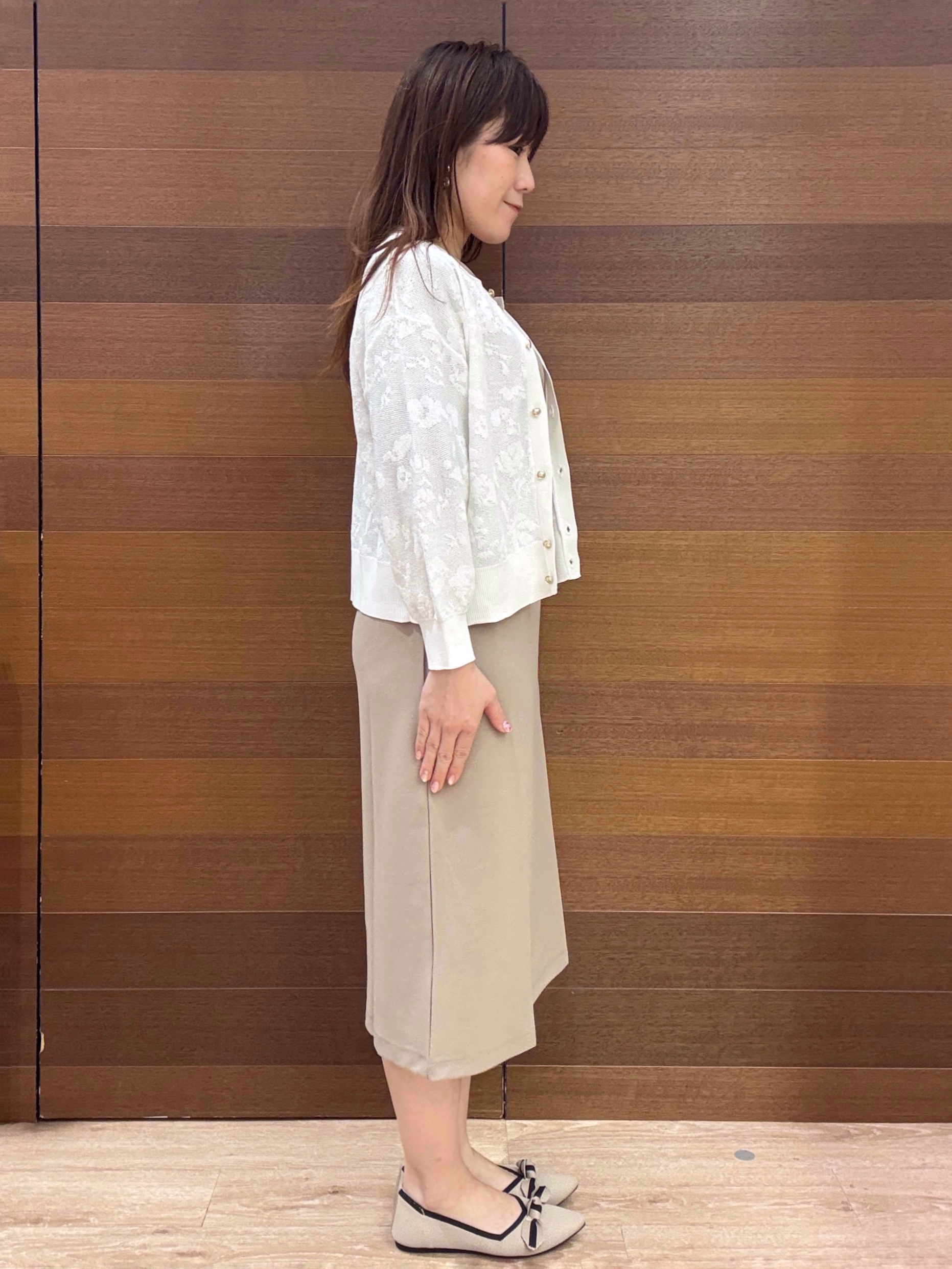 maichiさんの「OPAQUE.CLIP｜【８色展開】柄アソートシアーカーディガン《洗濯機OK》」を使ったコーディネート