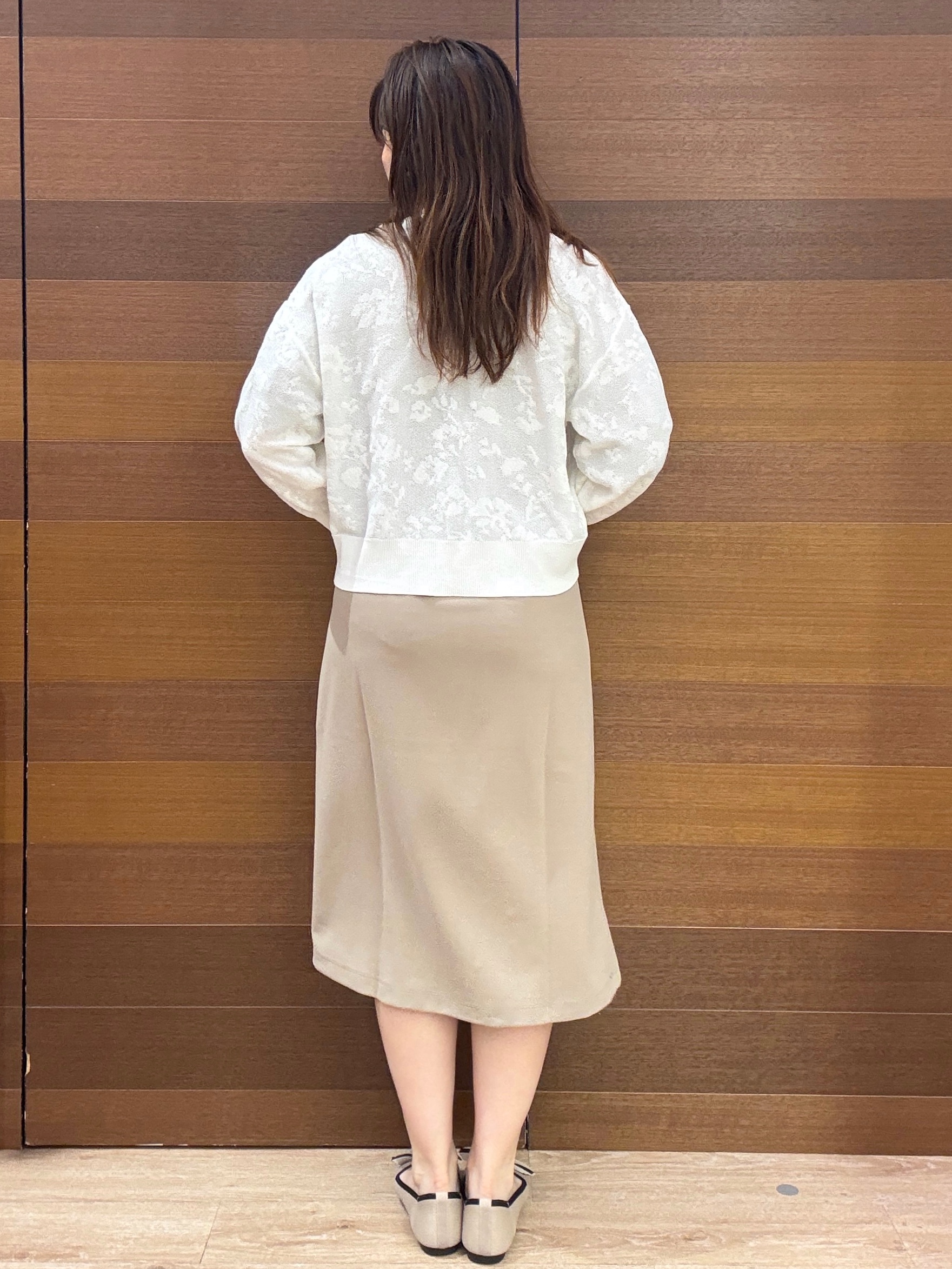 maichiさんの「OPAQUE.CLIP｜【８色展開】柄アソートシアーカーディガン《洗濯機OK》」を使ったコーディネート