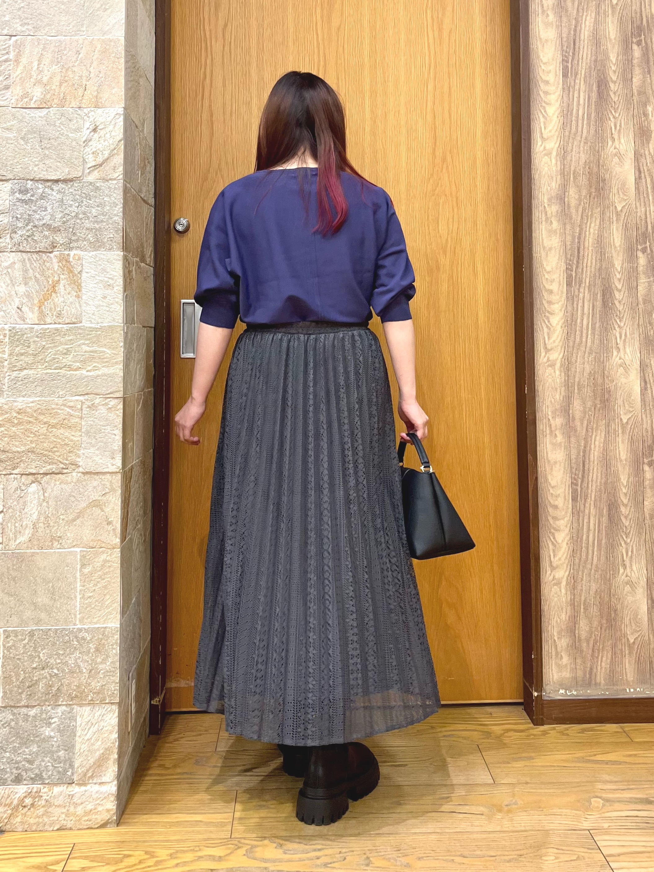 ゆっきーさんの「SHOO･LA･RUE｜【洗濯機可】軽やかでさらっとしたタッチ すっきり見えドルマンニット」を使ったコーディネート