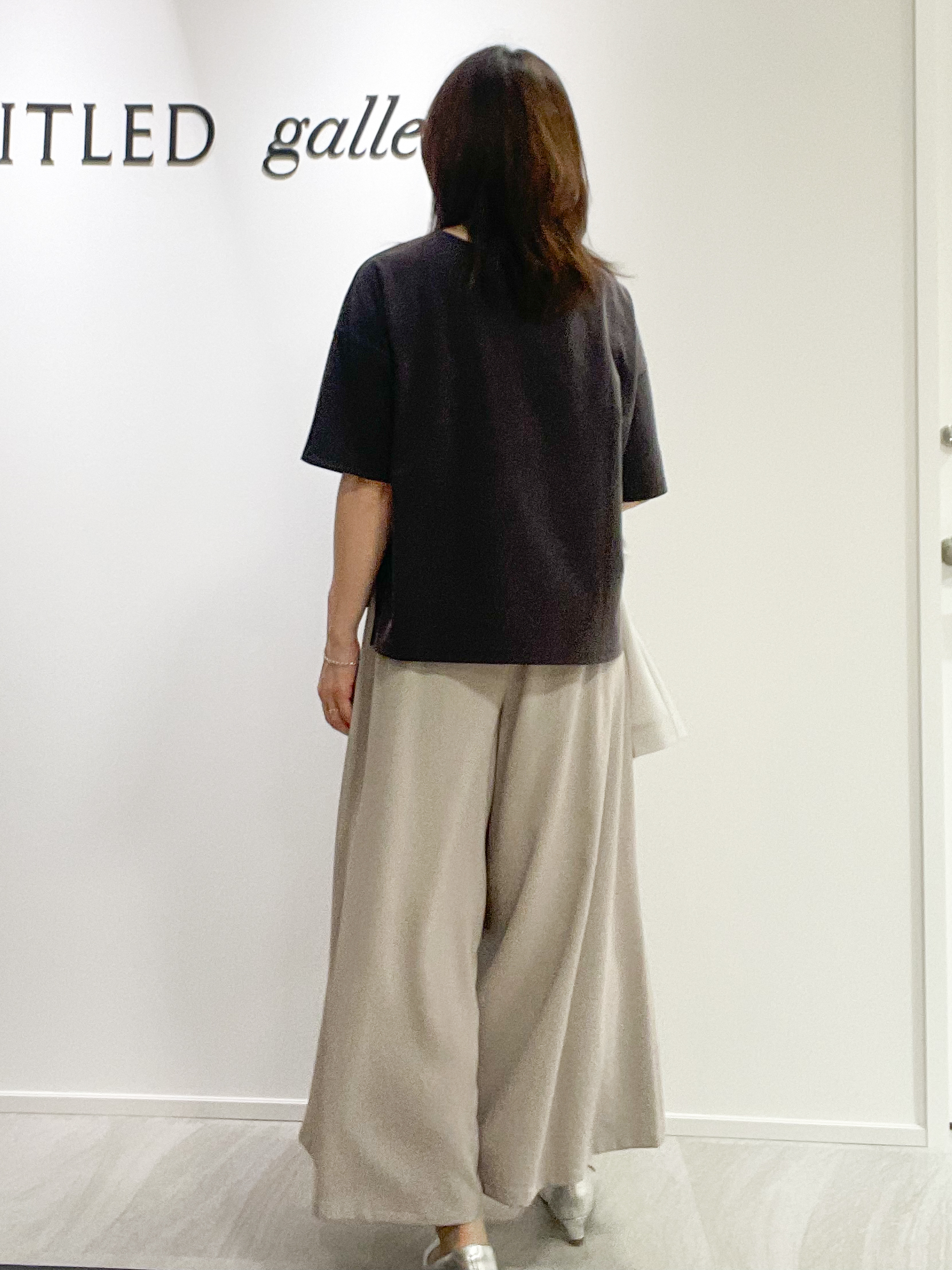 めいさんの「UNTITLED｜【秋めきリラクシー/セットアップ可】ヴィンテージライクドルマンカットソー」を使ったコーディネート