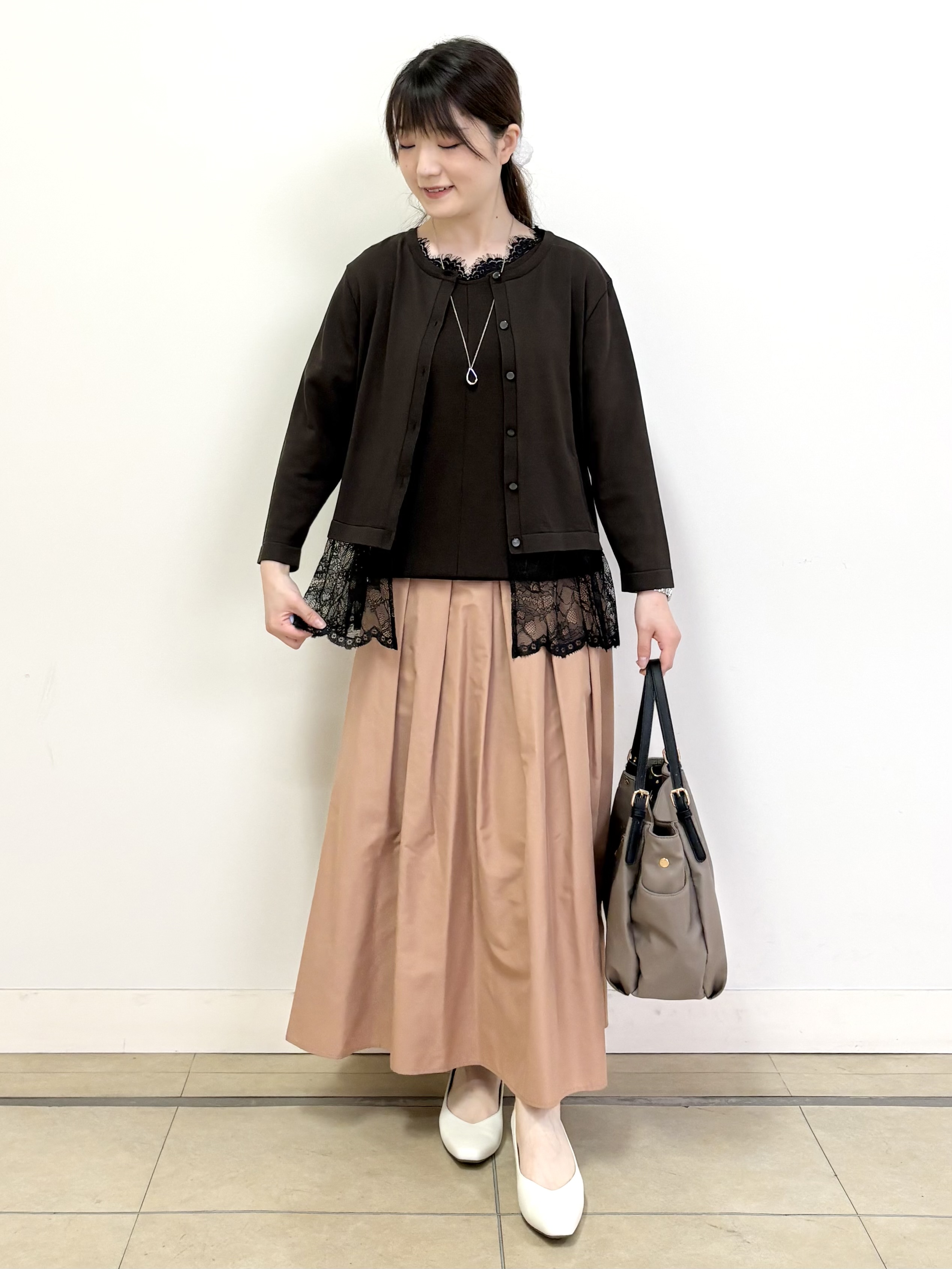 mikiさんの「Reflect｜【手洗い可】レースデザインニットカーディガン」を使ったコーディネート