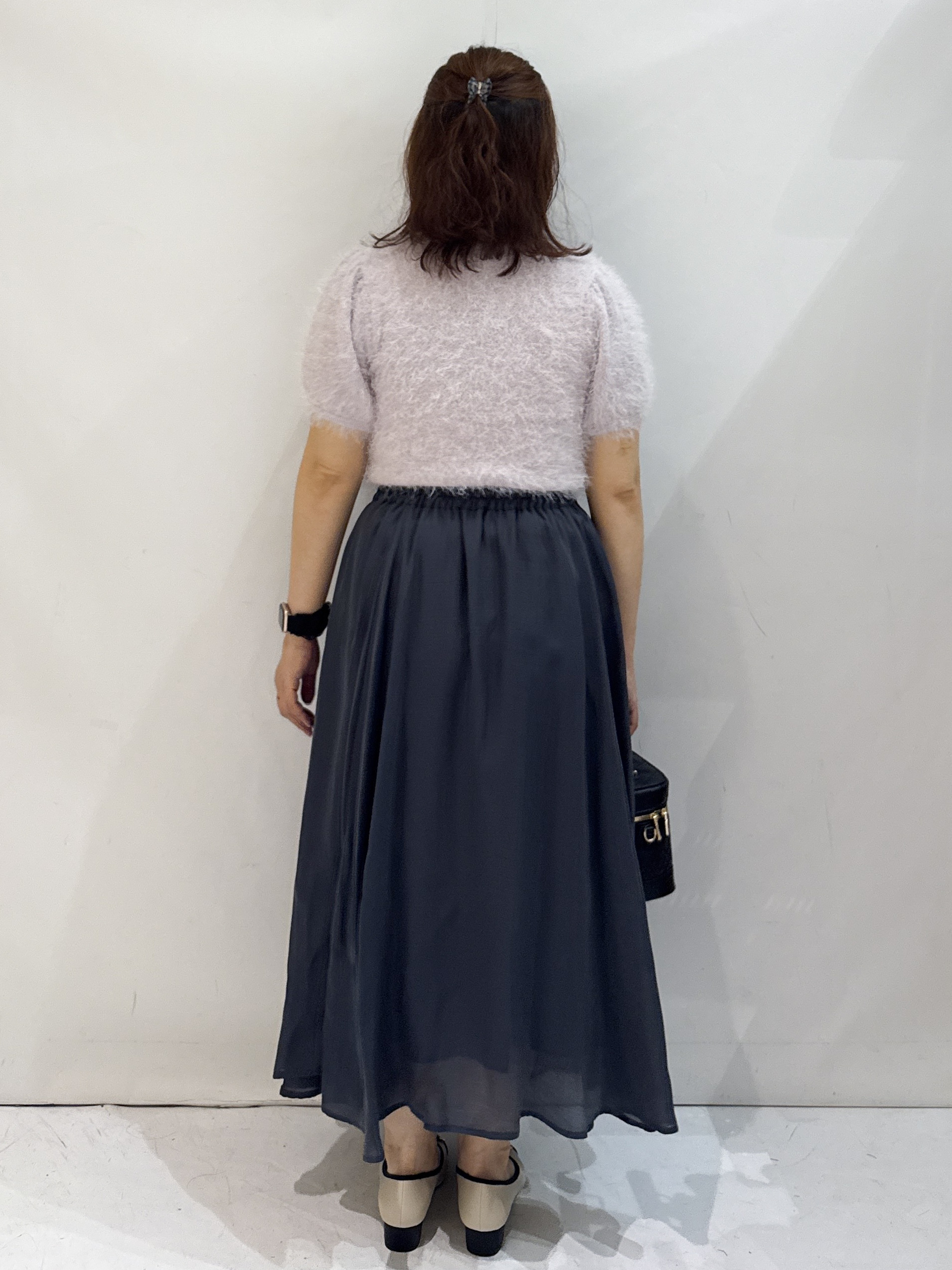 nakkoさんの「OPAQUE.CLIP｜ふわふわフェザーコンパクトニット【洗濯機OK】」を使ったコーディネート