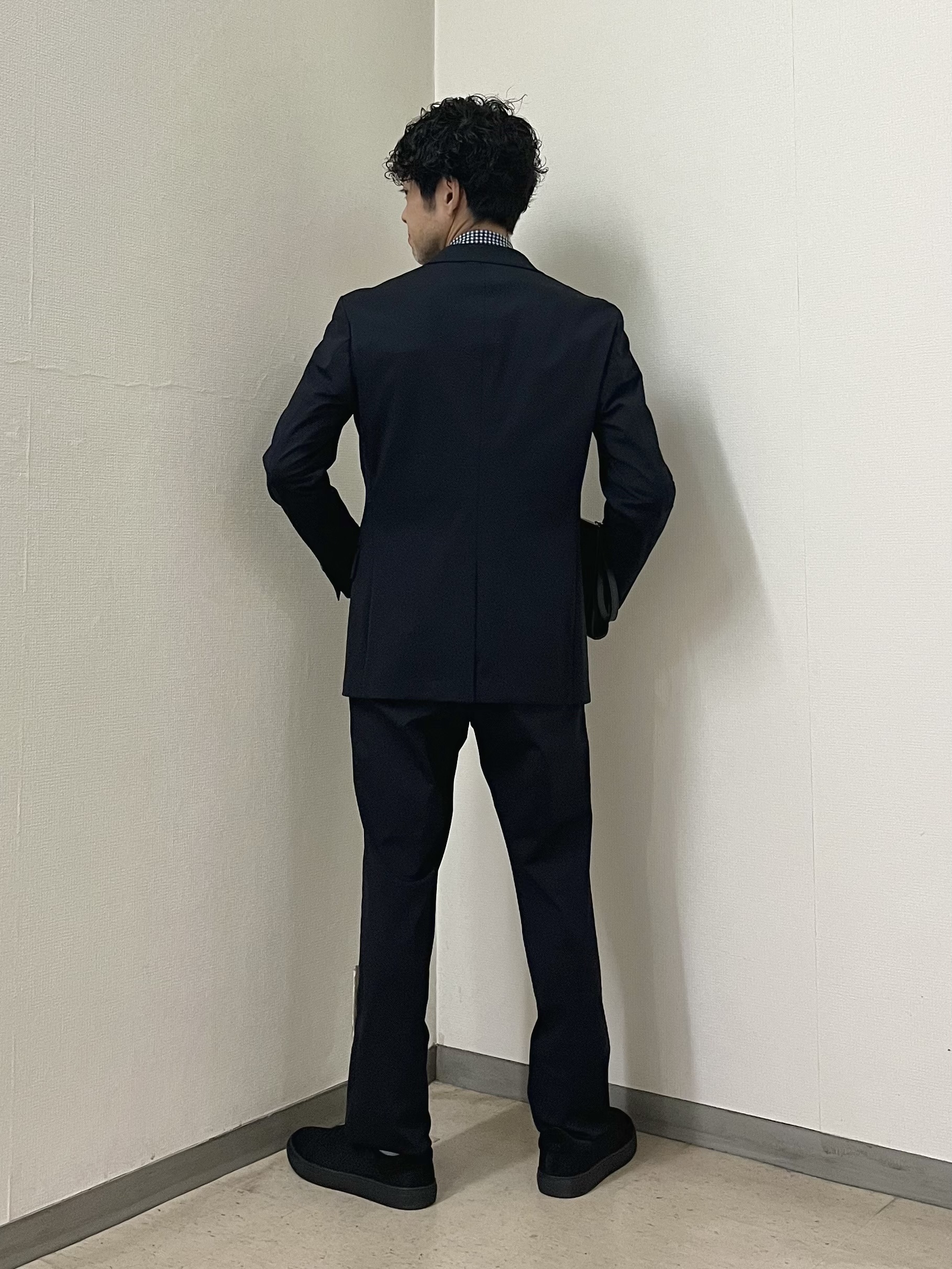 URAさんの「TAKEO KIKUCHI｜【360&deg;ストレッチ／軽量】None Of Stress ライト ジャケット（セットアップ対応）」を使ったコーディネート