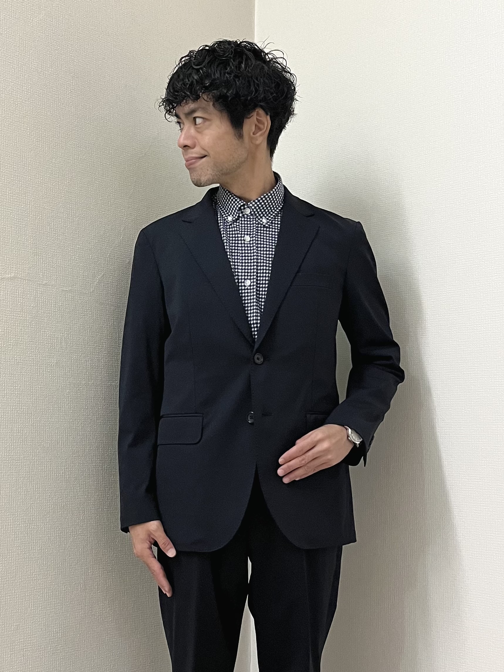 URAさんの「TAKEO KIKUCHI｜【360&deg;ストレッチ／軽量】None Of Stress ライト ジャケット（セットアップ対応）」を使ったコーディネート