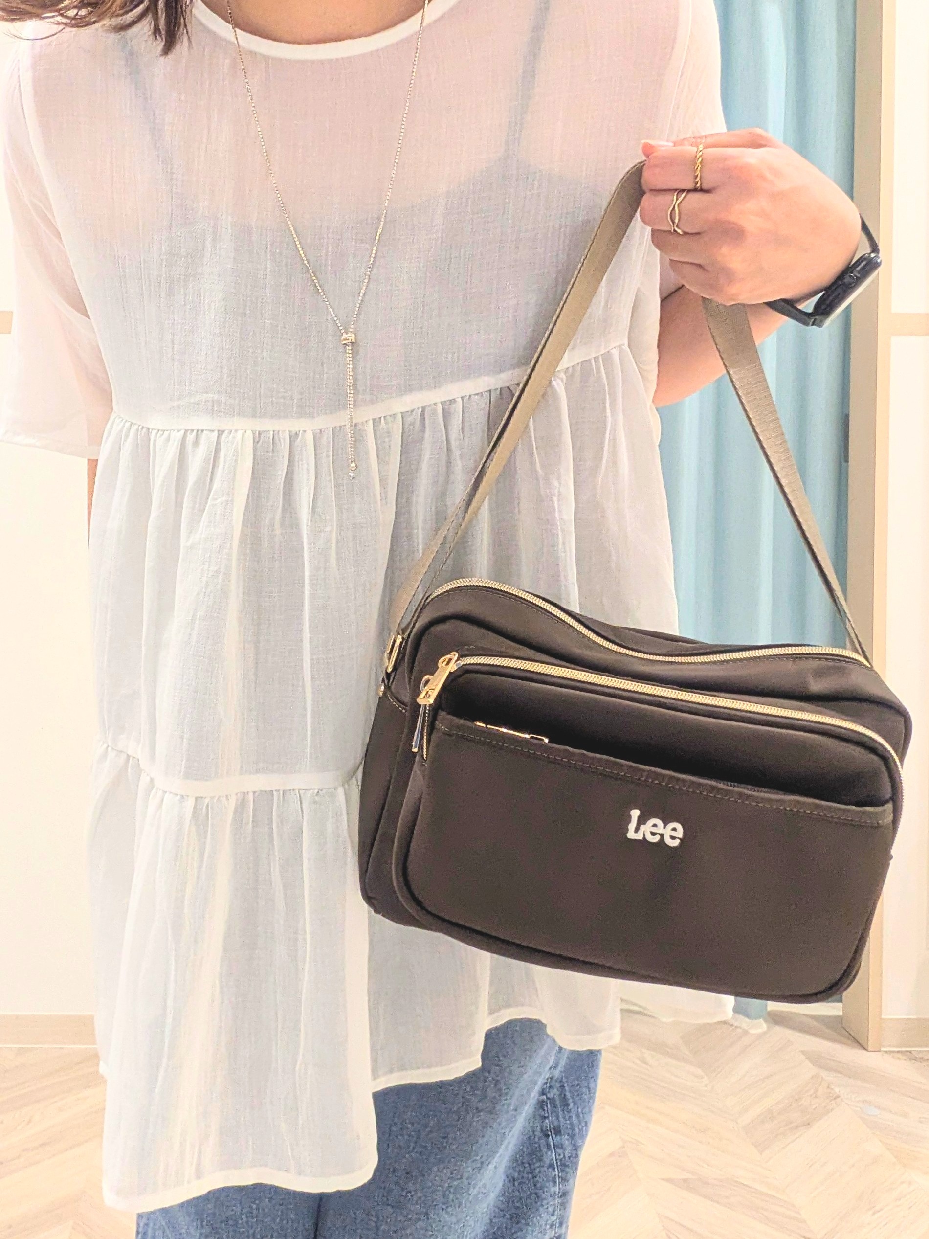 miyuさんの「SHOO･LA･RUE｜【洗濯機可/S-LL】インせず着られる シアー素材が上品なティアードブラウス」を使ったコーディネート