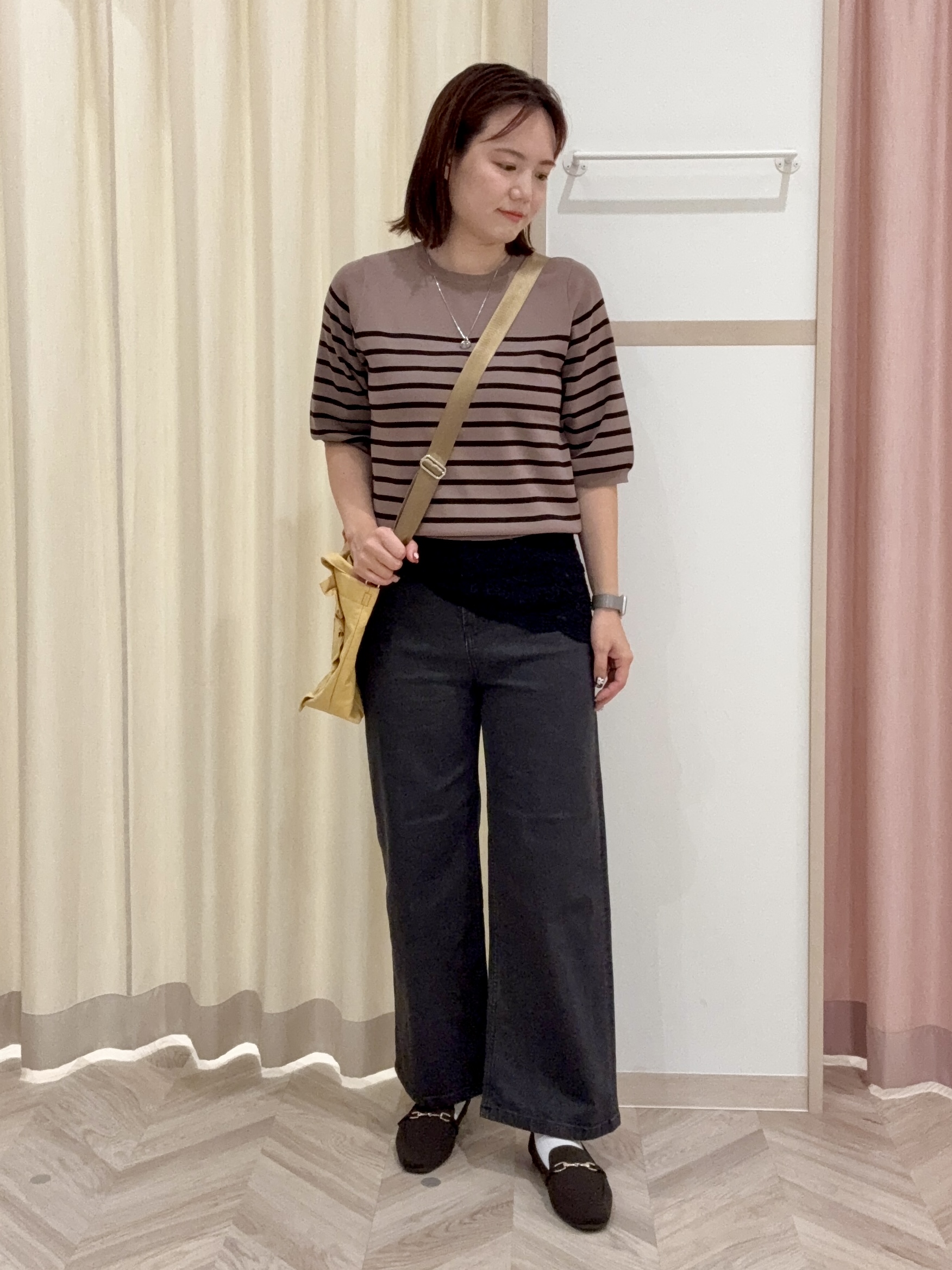 kさんの「SHOO･LA･RUE｜【ガンガン洗える/ひんやり/UV/毛玉になりにくい】二の腕見せない 5分袖ニット」を使ったコーディネート