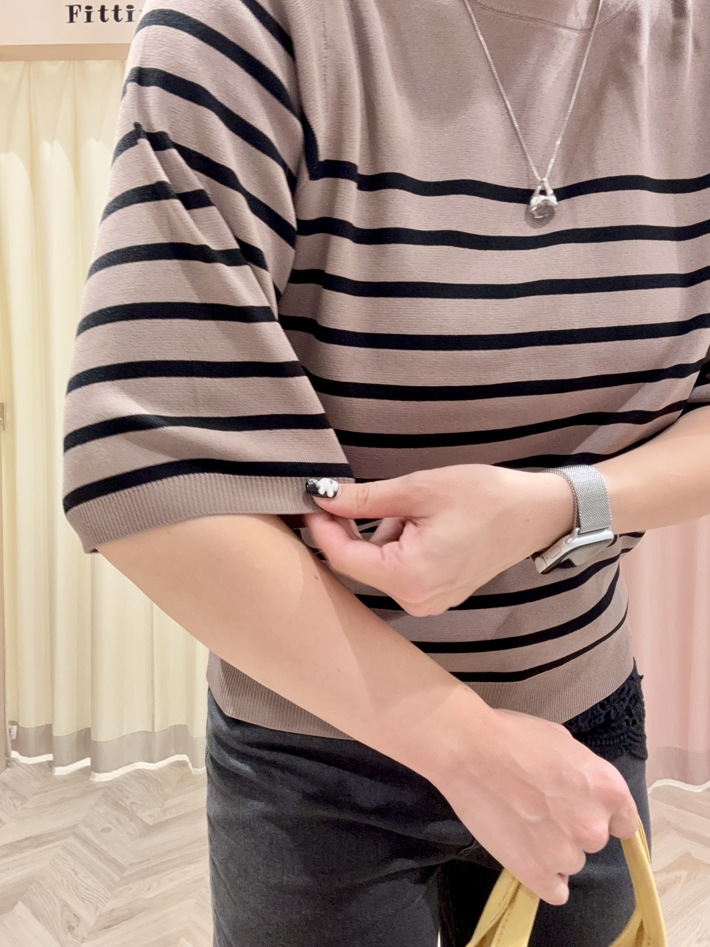 kさんの「SHOO･LA･RUE｜【ガンガン洗える/ひんやり/UV/毛玉になりにくい】二の腕見せない 5分袖ニット」を使ったコーディネート