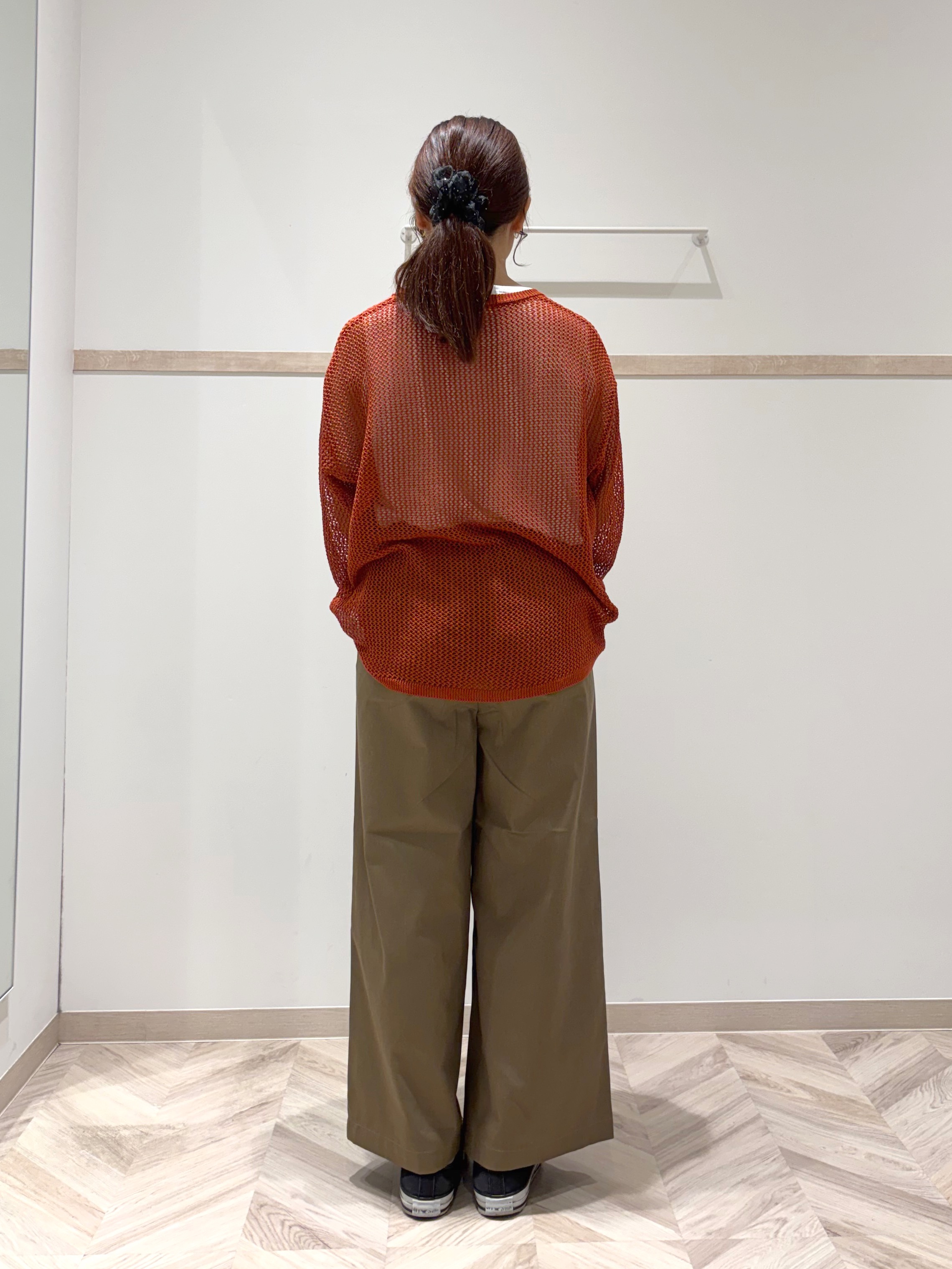 donpiさんの「SHOO･LA･RUE｜【2点セット/洗濯機可/S-LL】ヘンリーネックメッシュニット+タンクトップセット」を使ったコーディネート
