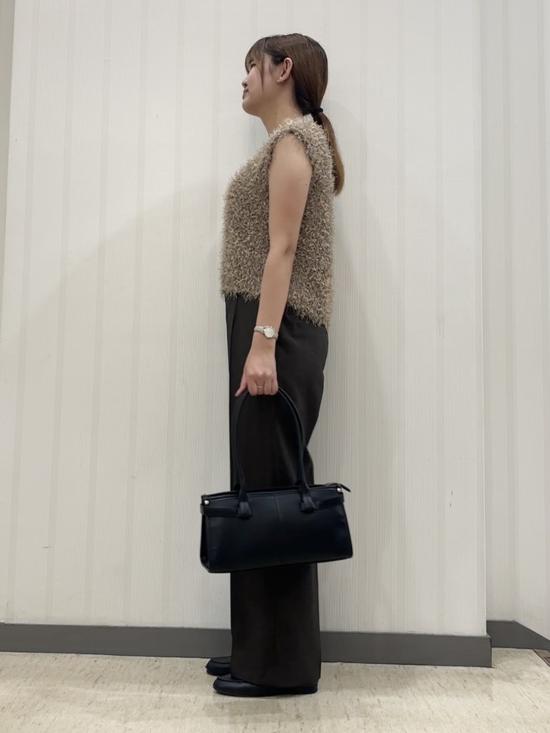 ちひさんの「INDIVI｜【UVケア／接触冷感】リネン風チェックストレートパンツ」を使ったコーディネート