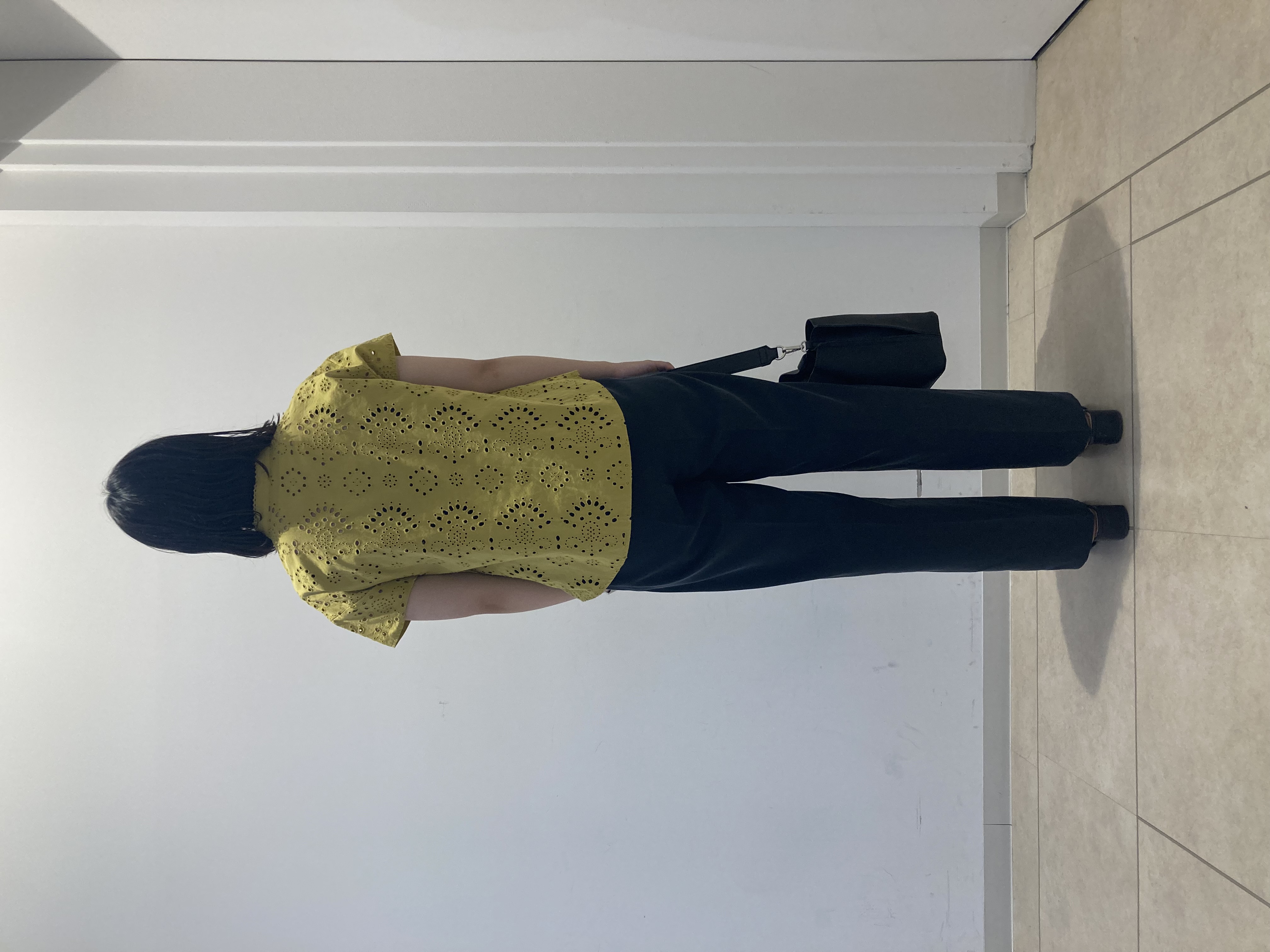 しばたさんの「Reflect｜【通勤◎】カットワーク刺繍レース シャツブラウス」を使ったコーディネート