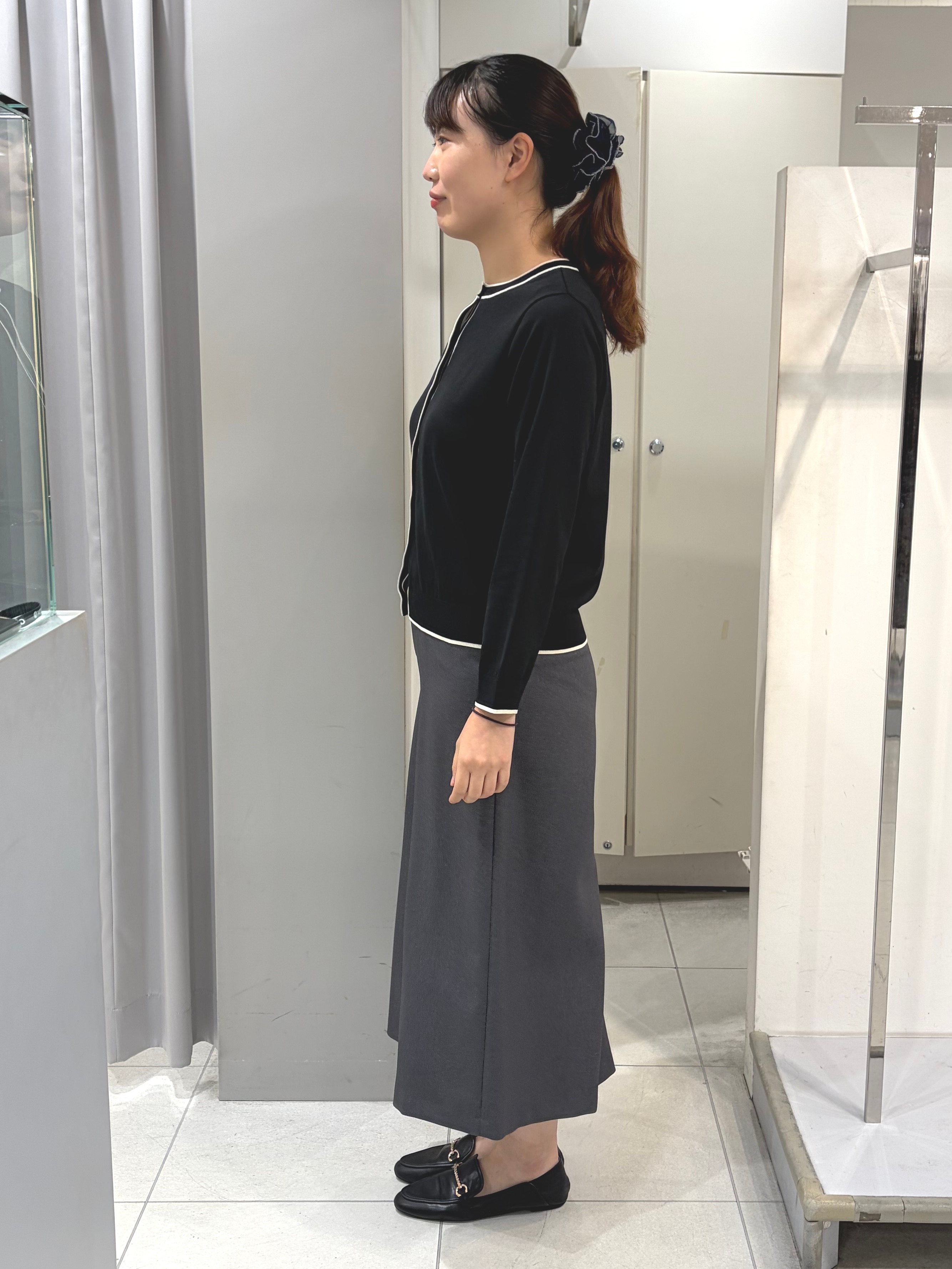 AZUSAさんの「Reflect｜【UVカット／アンサンブル／手洗い可】バイカラーニットカーディガン」を使ったコーディネート