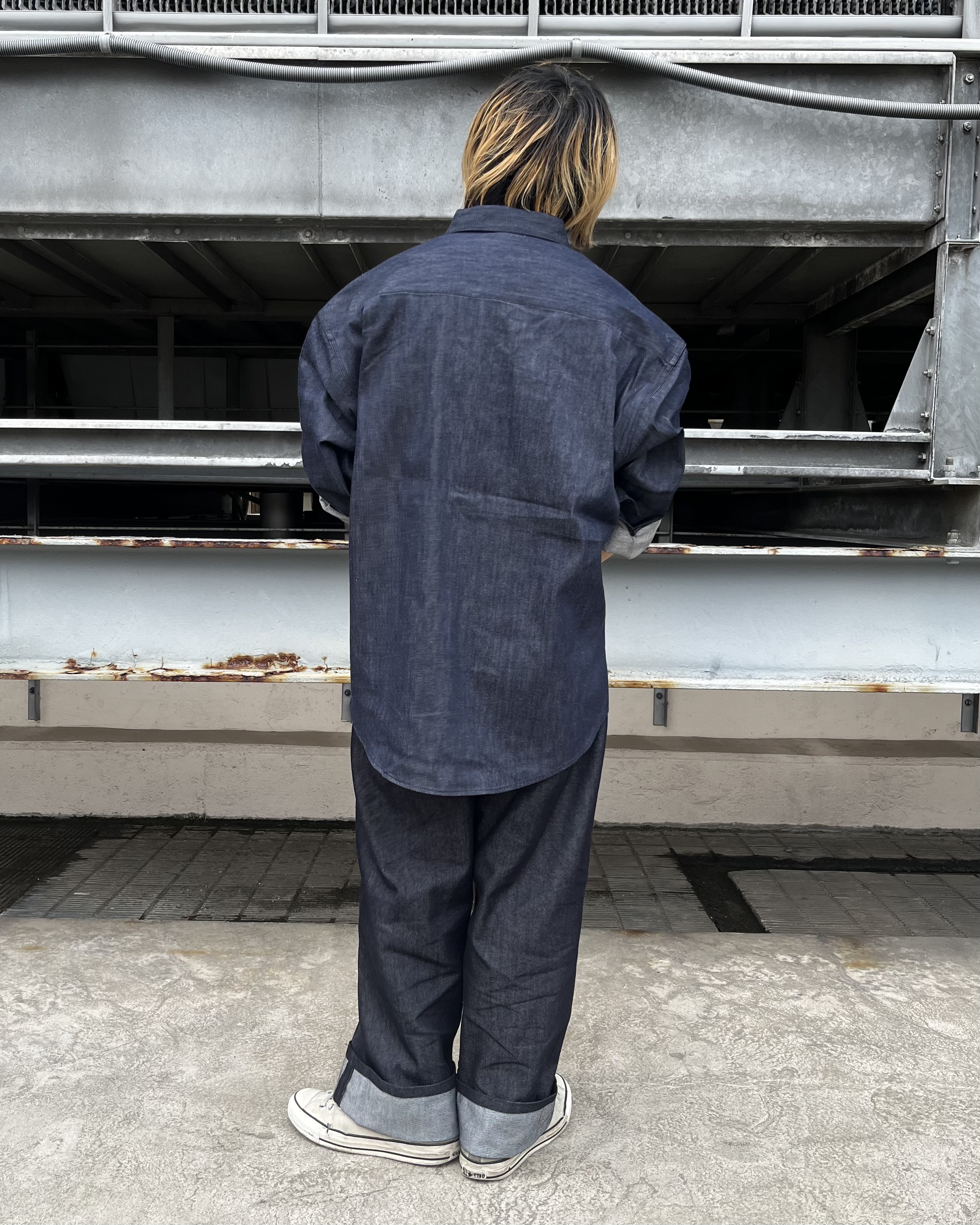 taigaさんの「tk.TAKEO KIKUCHI｜【色褪せしにくいデニム】Comfy Fadeless Denim Seriesデニムシャツ」を使ったコーディネート