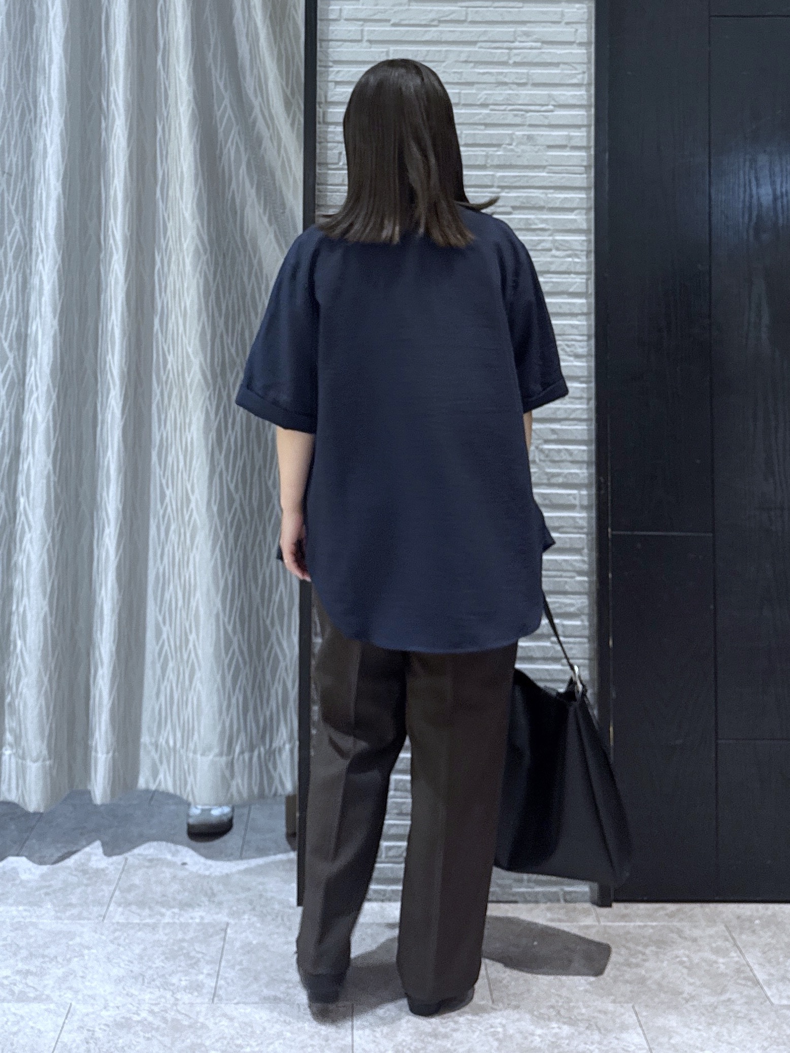chさんの「THE SHOP TK｜【M-XL/さりげなく二の腕カバー】5分袖Wポケットシャツ」を使ったコーディネート