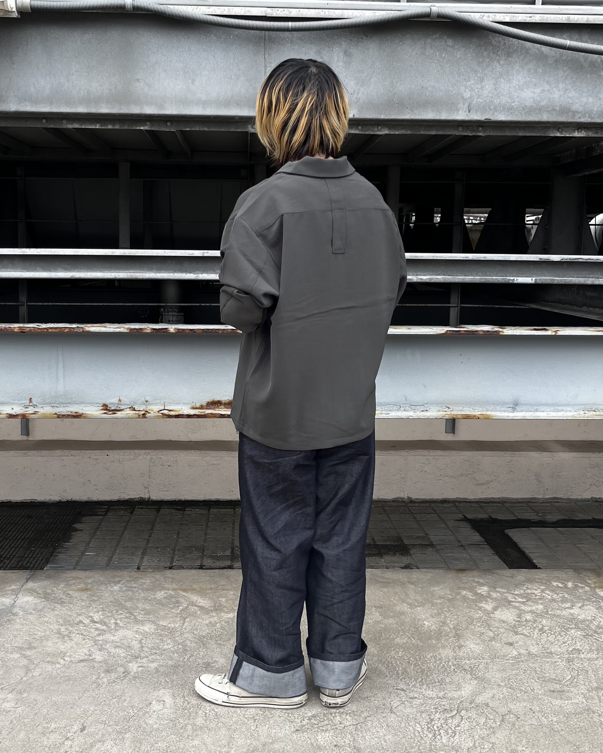 taigaさんの「tk.TAKEO KIKUCHI｜【色褪せしにくいデニム】Comfy Fadeless Denim Seriesバレルデニム」を使ったコーディネート