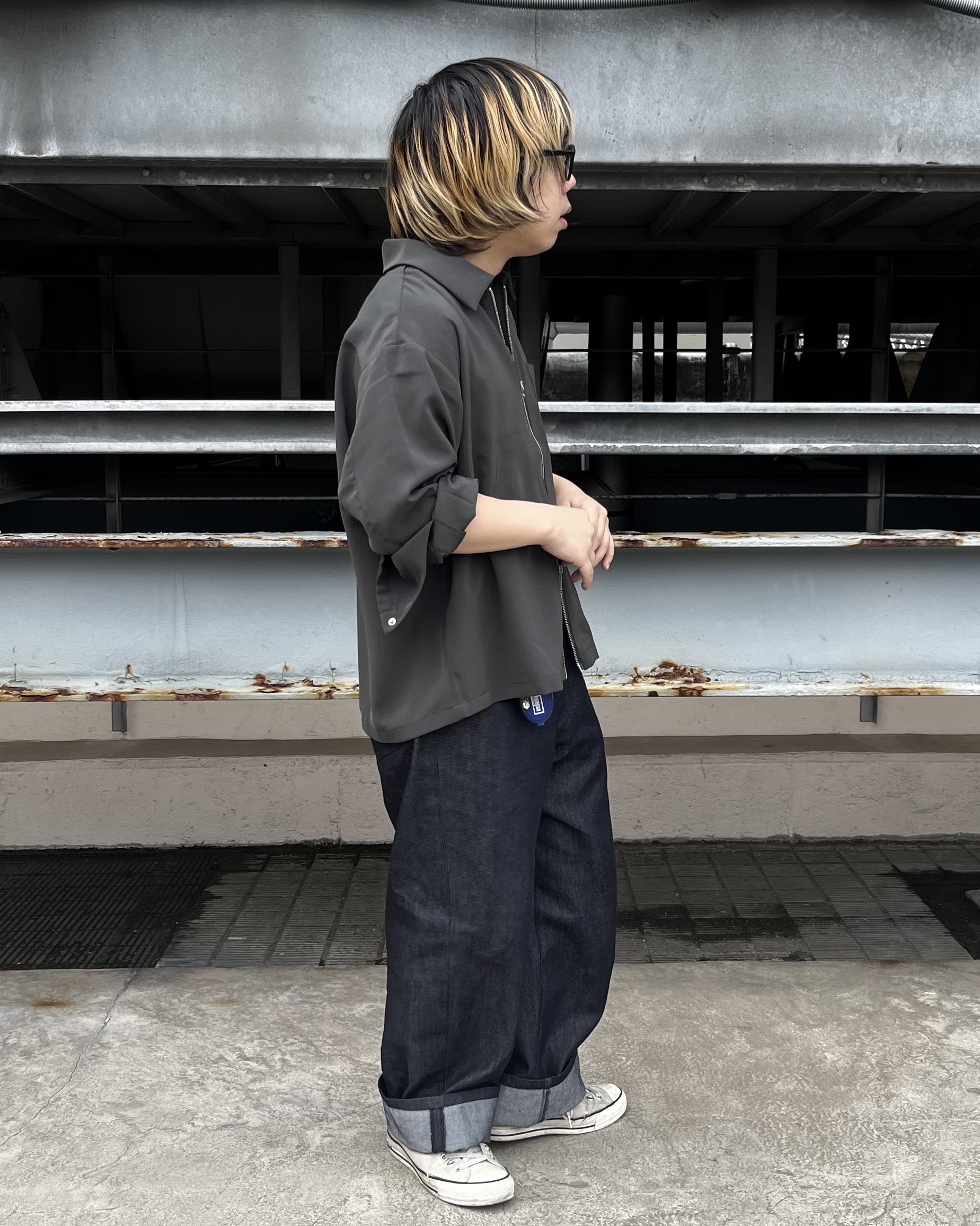 taigaさんの「tk.TAKEO KIKUCHI｜【色褪せしにくいデニム】Comfy Fadeless Denim Seriesバレルデニム」を使ったコーディネート