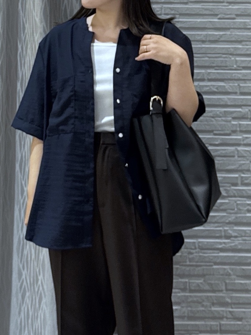 chさんの「THE SHOP TK｜【M-XL/さりげなく二の腕カバー】5分袖Wポケットシャツ」を使ったコーディネート