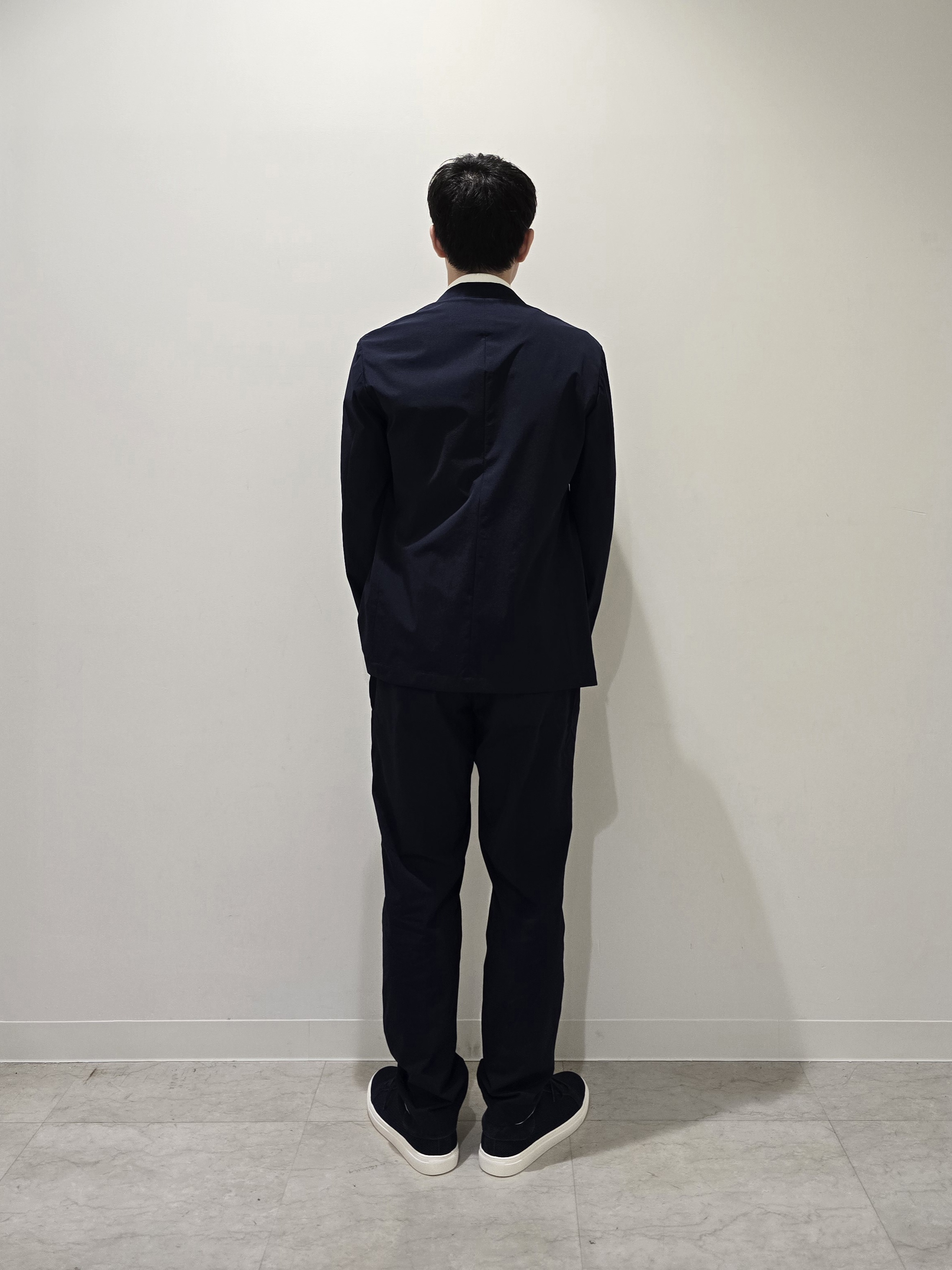 白木駆さんの「TAKEO KIKUCHI｜【接触冷感】アイスクリアコットン ワンポイント ポロシャツ」を使ったコーディネート