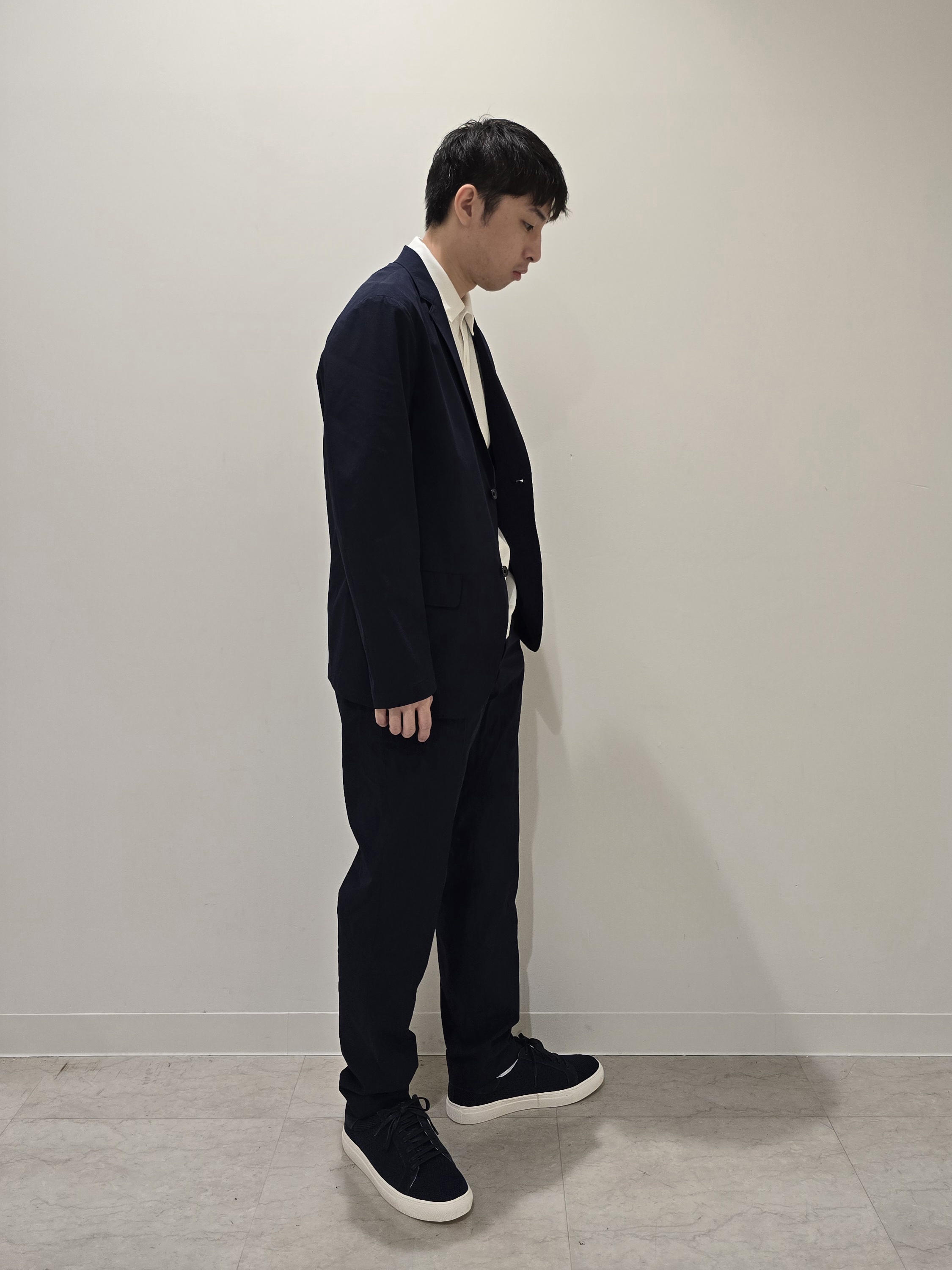 白木駆さんの「TAKEO KIKUCHI｜【接触冷感】アイスクリアコットン ワンポイント ポロシャツ」を使ったコーディネート