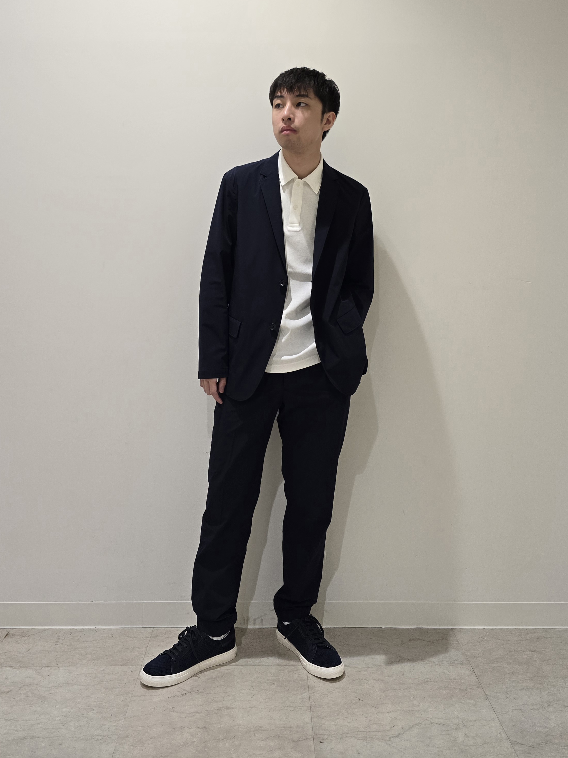 白木駆さんの「TAKEO KIKUCHI｜【接触冷感】アイスクリアコットン ワンポイント ポロシャツ」を使ったコーディネート
