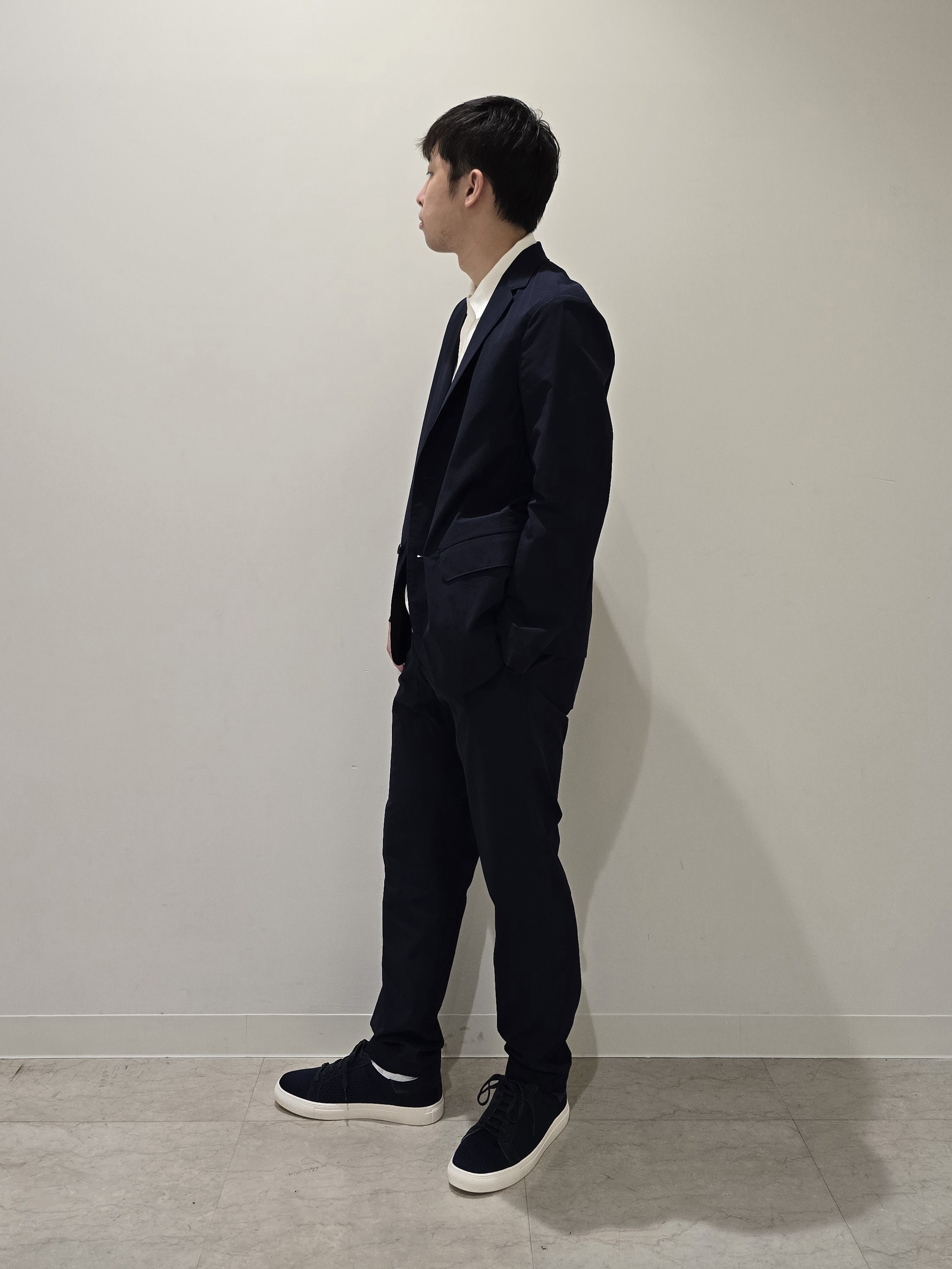 白木駆さんの「TAKEO KIKUCHI｜【接触冷感】アイスクリアコットン ワンポイント ポロシャツ」を使ったコーディネート