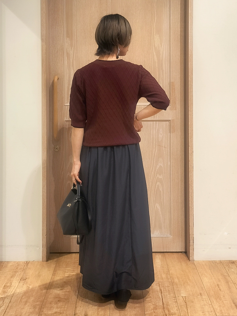 YUKIさんの「SHOO･LA･RUE｜【毛玉になりにくい/S-LL/洗濯機可】すっきり二の腕カバー ダイヤ柄5分袖配色ニット」を使ったコーディネート