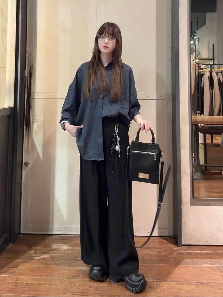 MIKAさんの「tk.TAKEO KIKUCHI｜サーモントサングラス」を使ったコーディネート