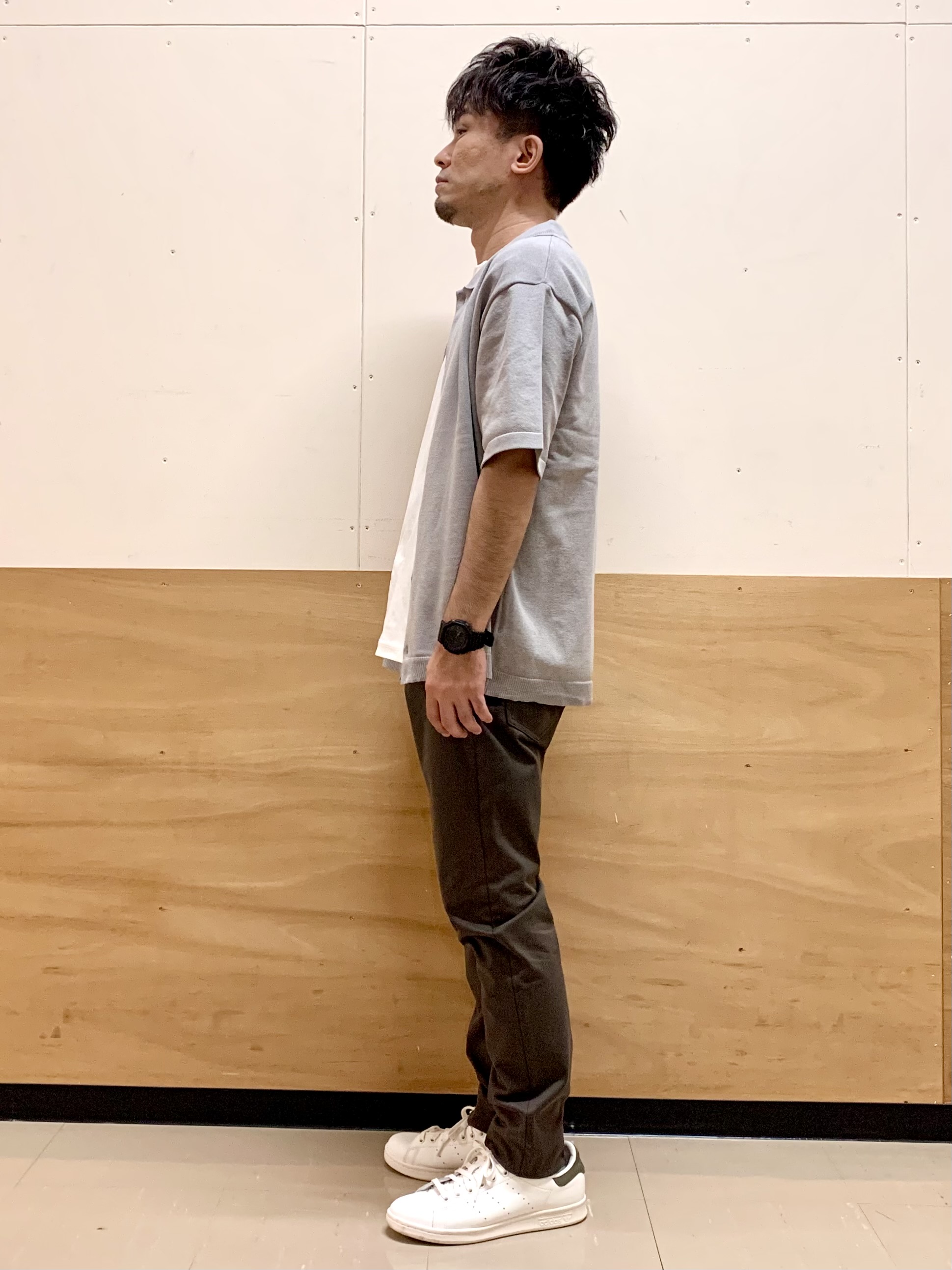 MATUさんの「THE SHOP TK｜【抗菌防臭／UVカット／洗濯機OK】和紙混 半袖ニットシャツ」を使ったコーディネート