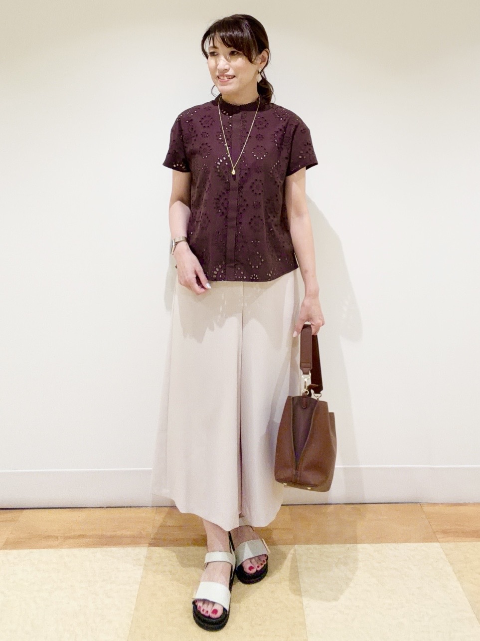 ayaさんの「Reflect｜【通勤◎】カットワーク刺繍レース シャツブラウス」を使ったコーディネート