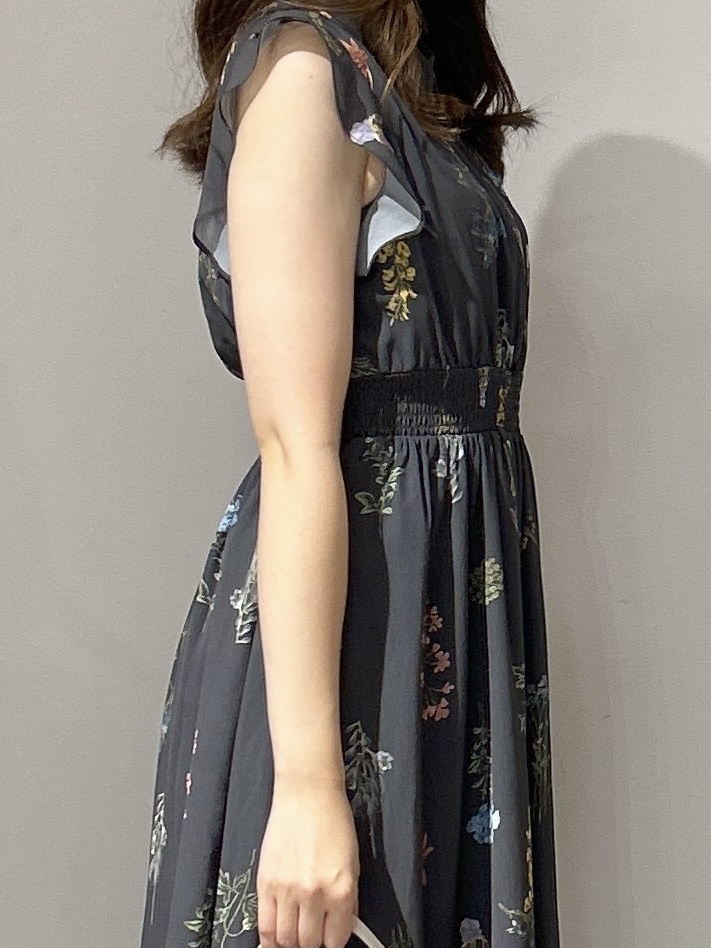 yuikaさんの「OPAQUE.CLIP｜【マツコの知らない世界で紹介】ボタニカルフレアワンピース《洗濯機OK》」を使ったコーディネート