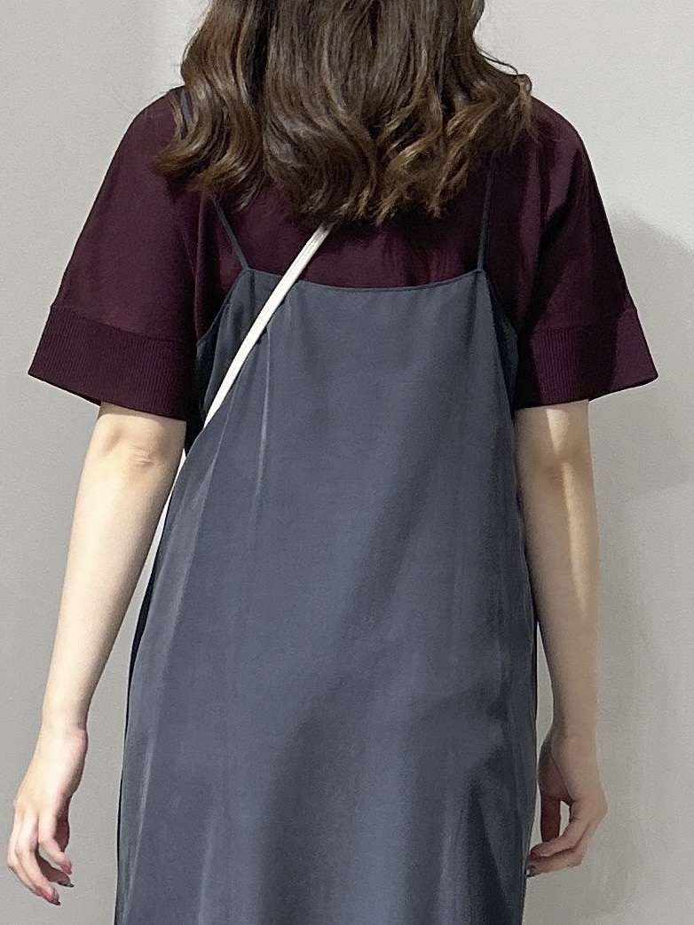 yuikaさんの「OPAQUE.CLIP｜【接触冷感】サテンキャミワンピース《前後2WAY／洗濯機OK》」を使ったコーディネート