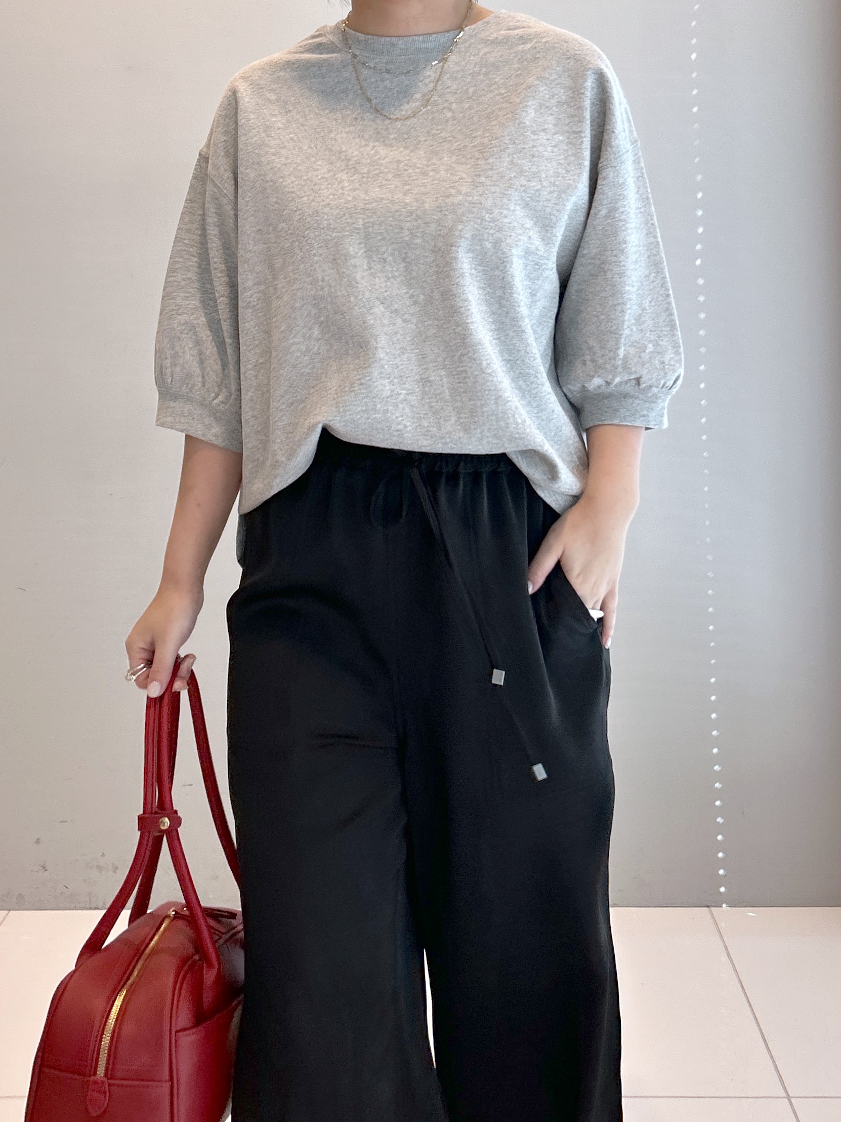 Hirokaさんの「Dessin｜バックヘンリーカットソー5分袖」を使ったコーディネート