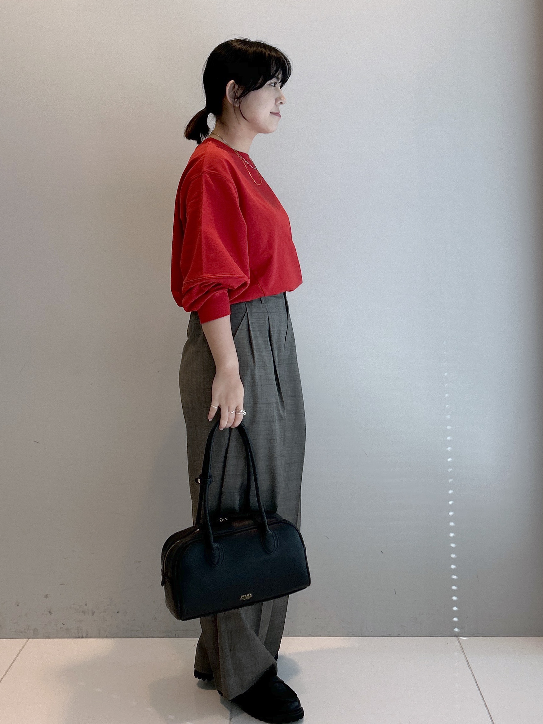 Hirokaさんの「Dessin｜フォルムスリーブミニ裏毛プルオーバー」を使ったコーディネート