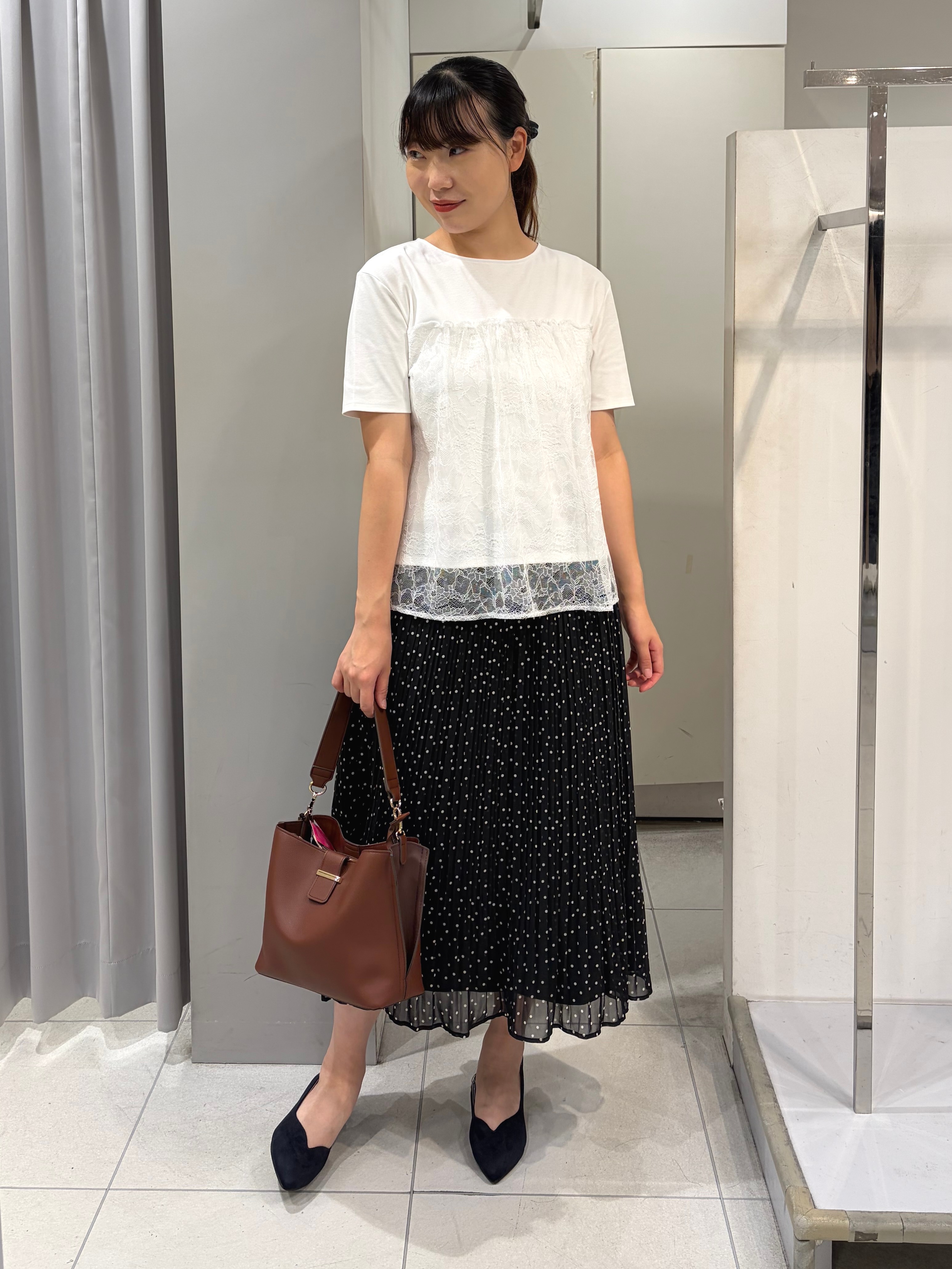 AZUSAさんの「Reflect｜【UVカット／接触冷感／手洗い可】ラッセルレースプルオーバー」を使ったコーディネート