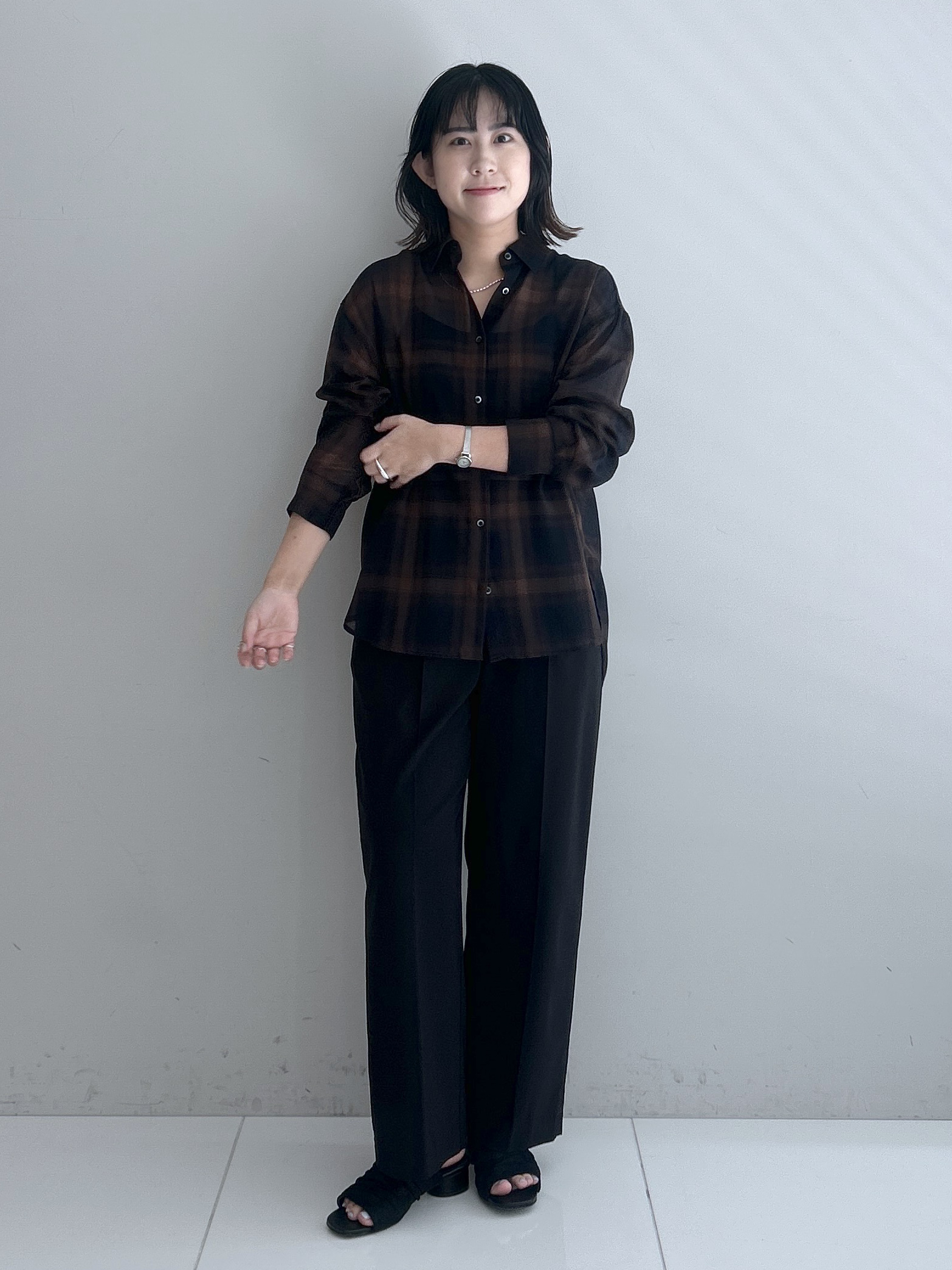 Hirokaさんの「grove｜シアーオンブレチェックシャツ」を使ったコーディネート